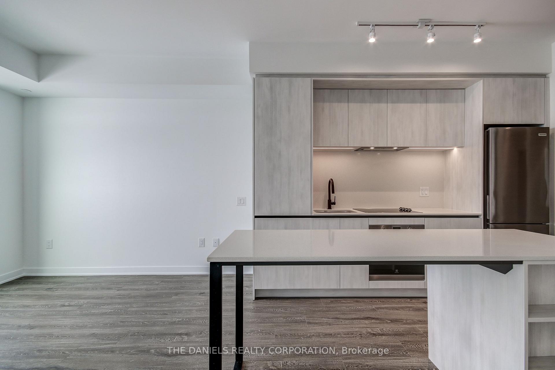 Front of Unit 1807, 2495 Eglinton Avenue W