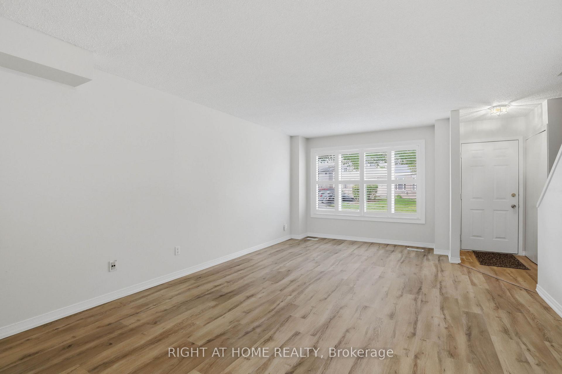 Photo 6 of Unit 62, 320 Westminster Avenue, London, South H — HOMEH