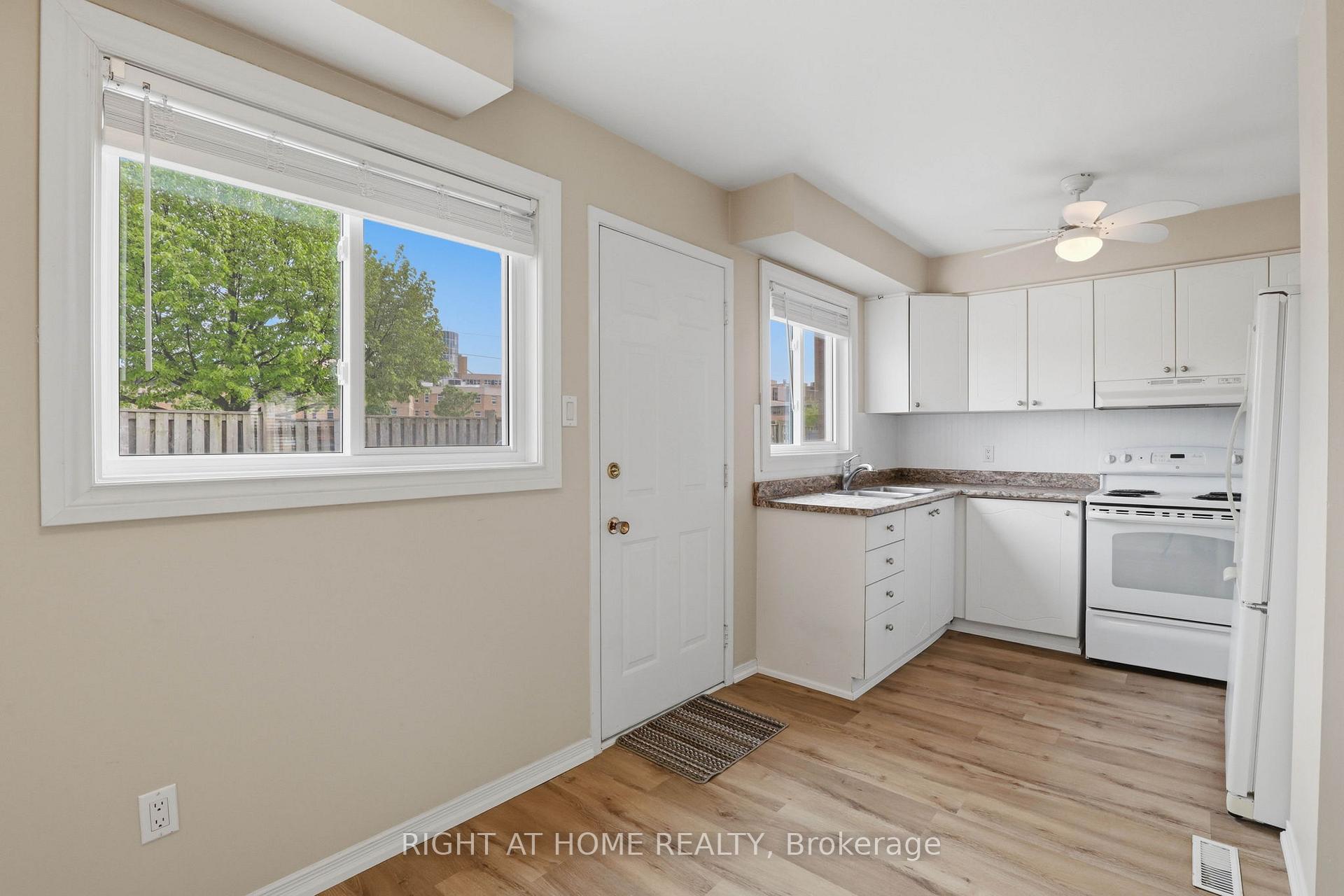 Photo 11 of Unit 62, 320 Westminster Avenue, London, South H — HOMEH