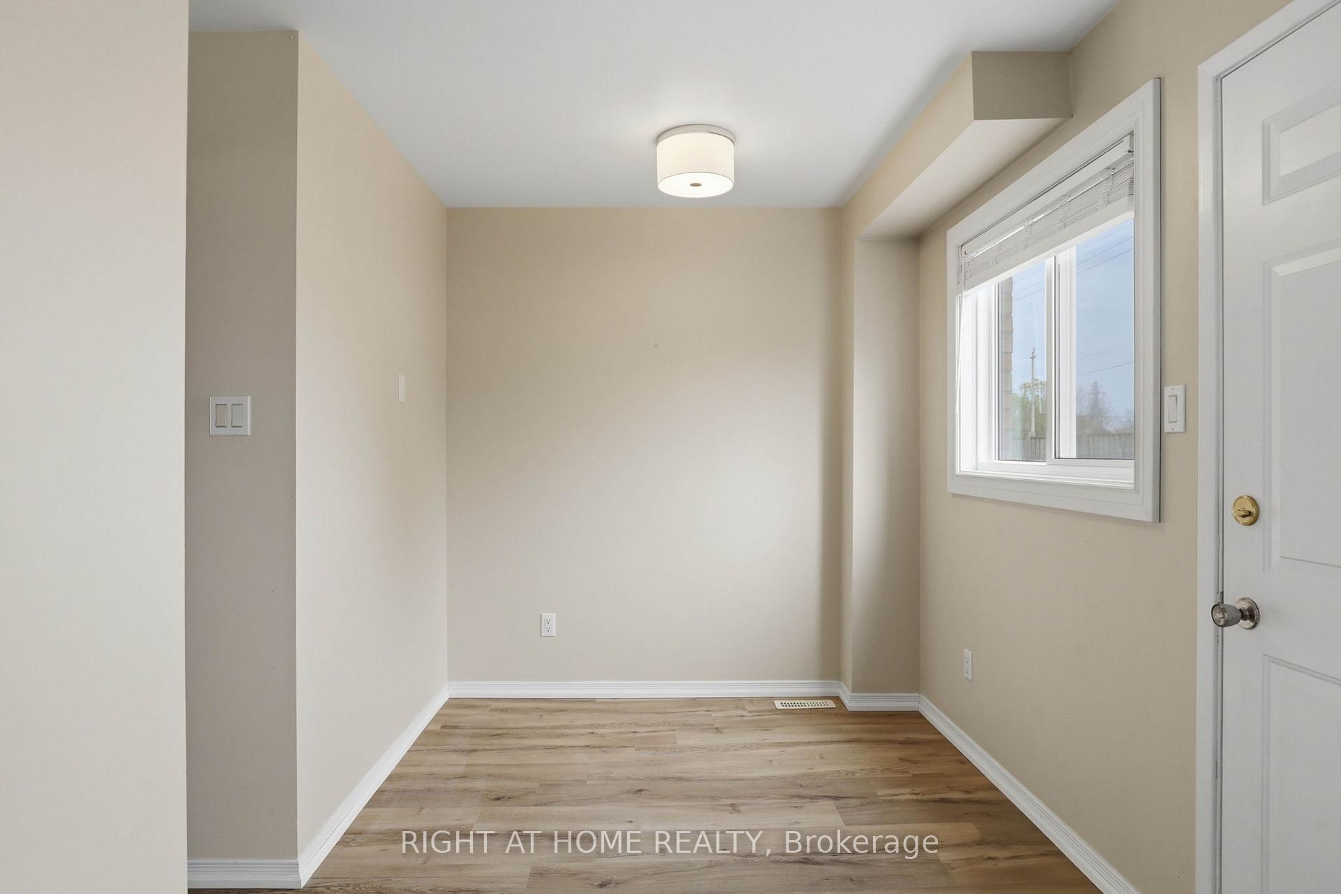 Photo 15 of Unit 62, 320 Westminster Avenue, London, South H — HOMEH