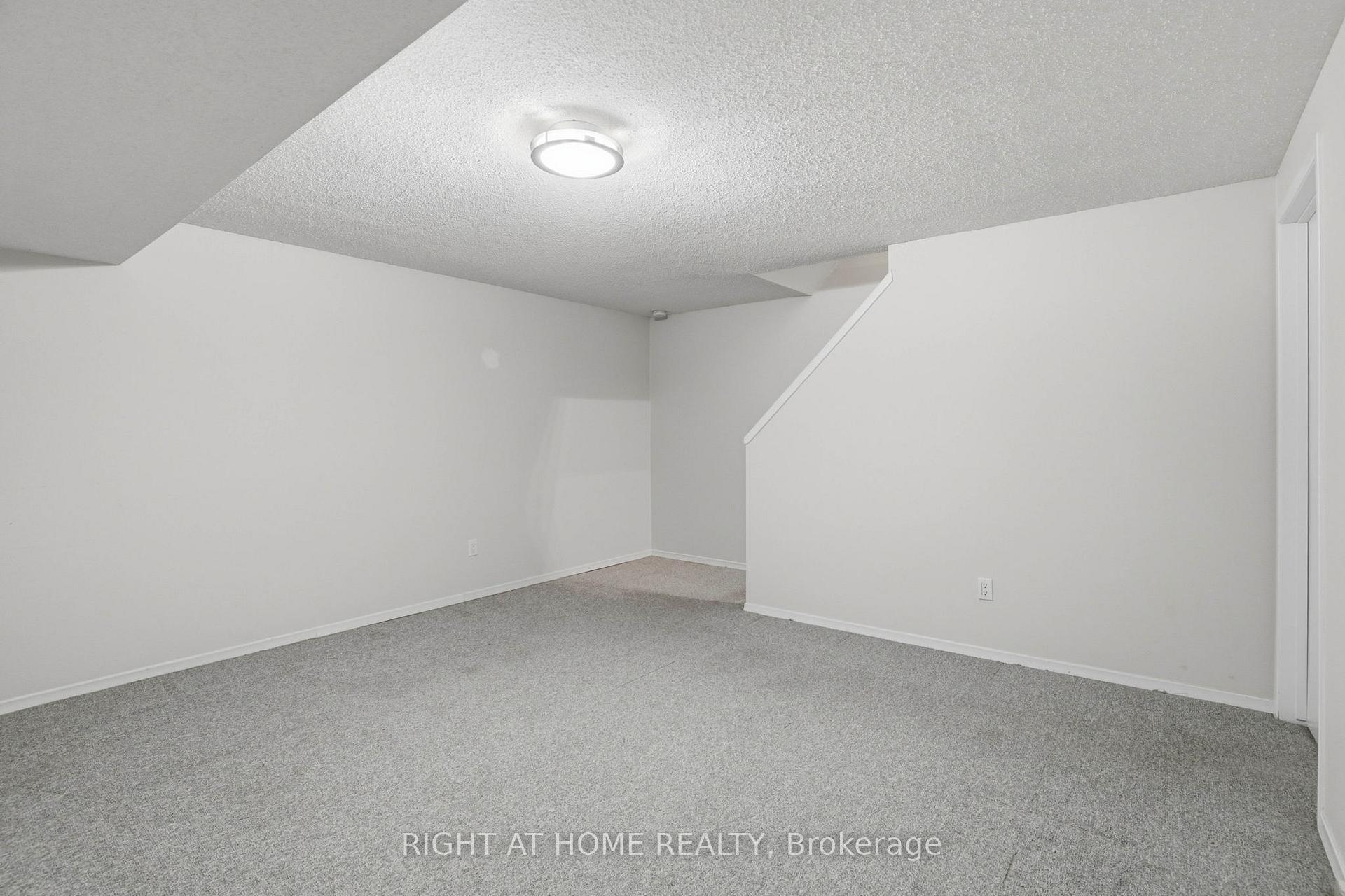 Photo 28 of Unit 62, 320 Westminster Avenue, London, South H — HOMEH
