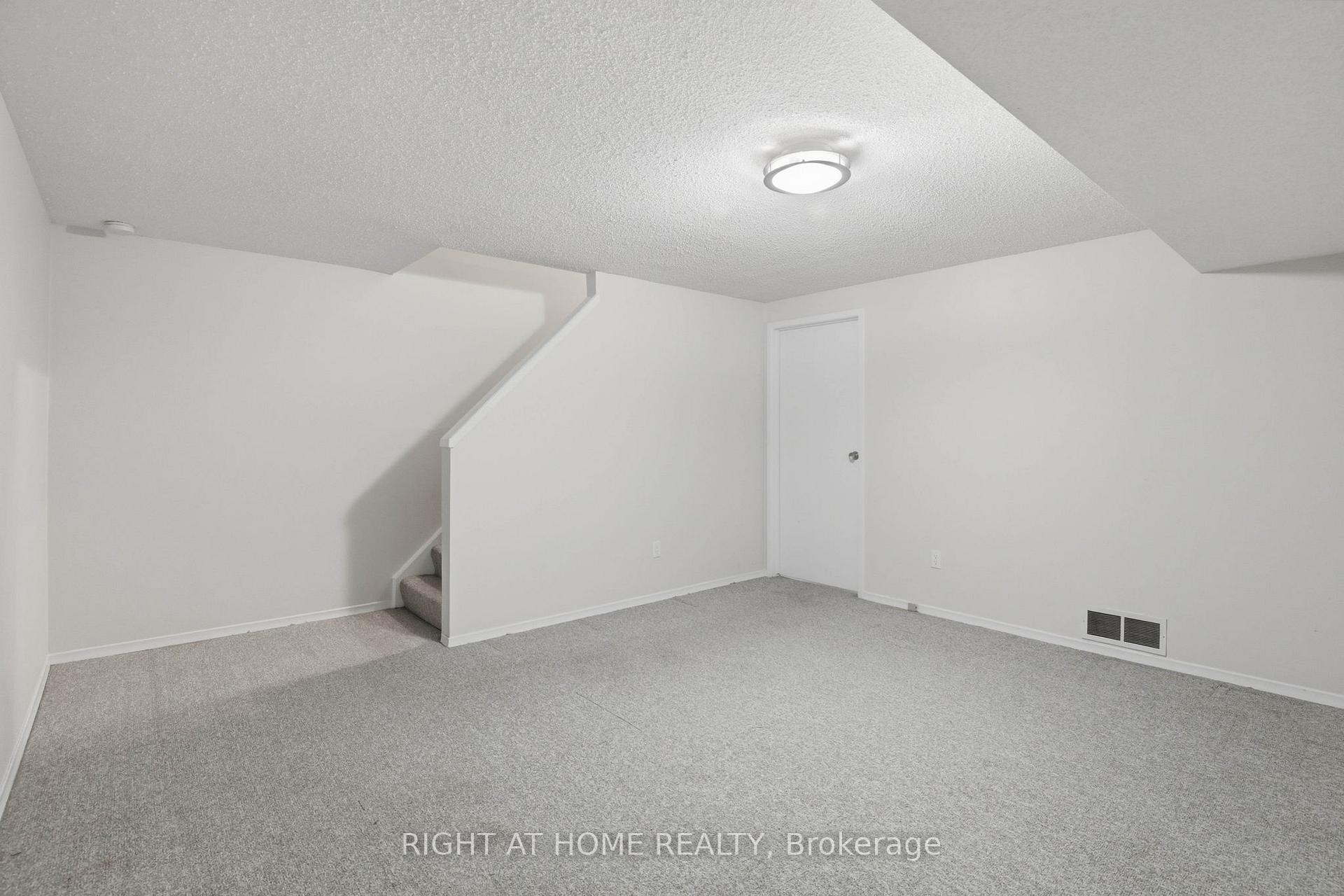 Photo 29 of Unit 62, 320 Westminster Avenue, London, South H — HOMEH