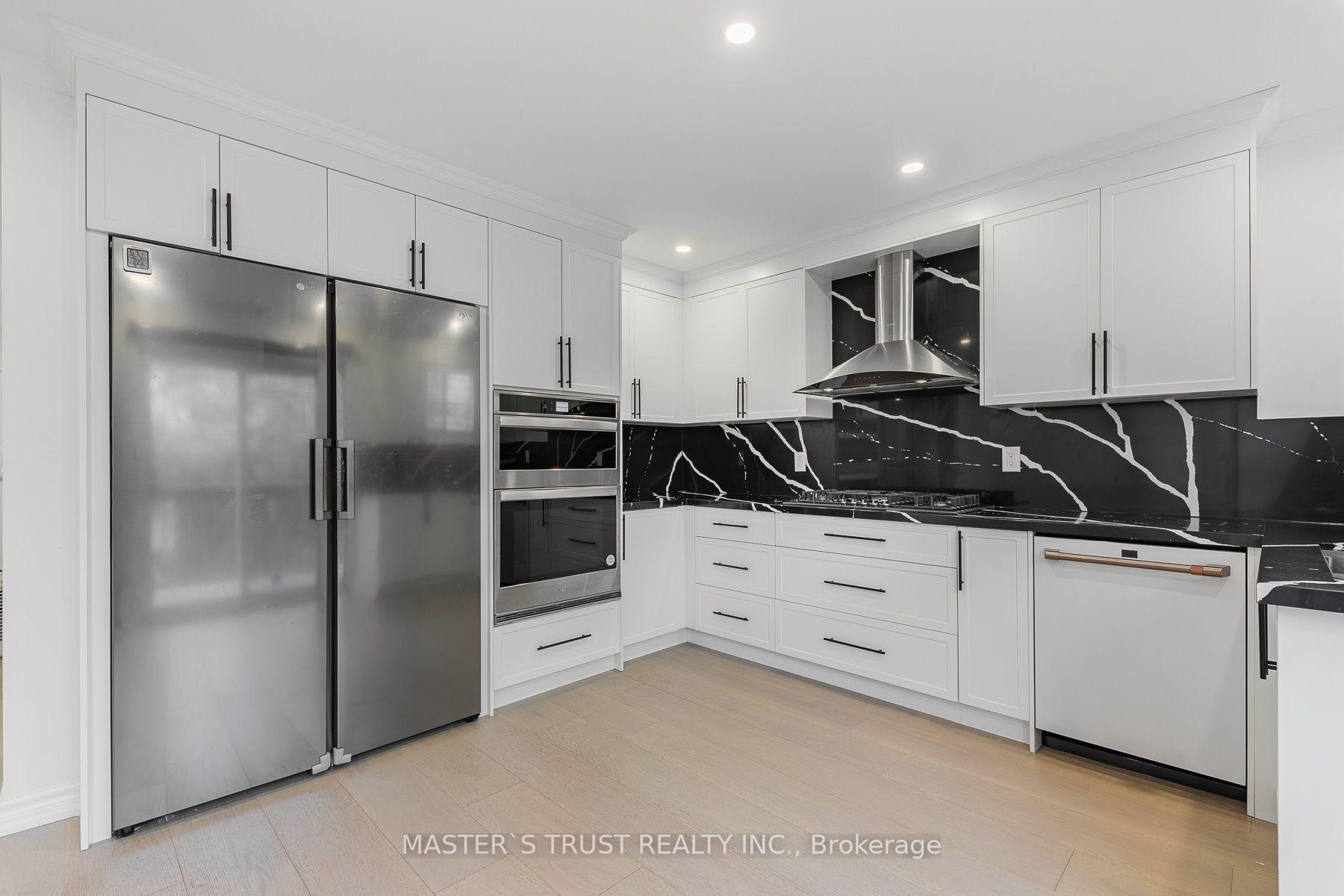 Photo 8 of 8572 Martin Grove Road, Vaughan, West Woodbridge — HOMEH