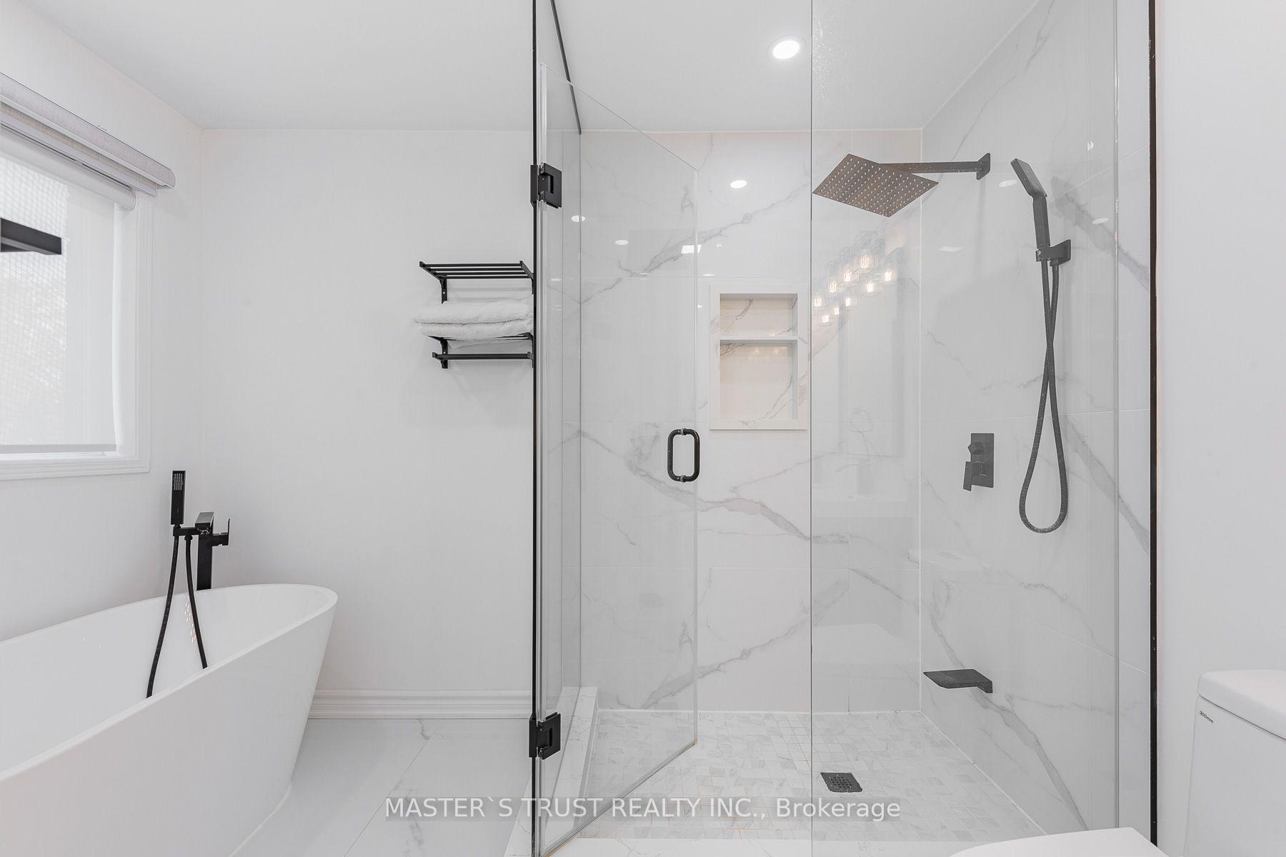 Photo 13 of 8572 Martin Grove Road, Vaughan, West Woodbridge — HOMEH