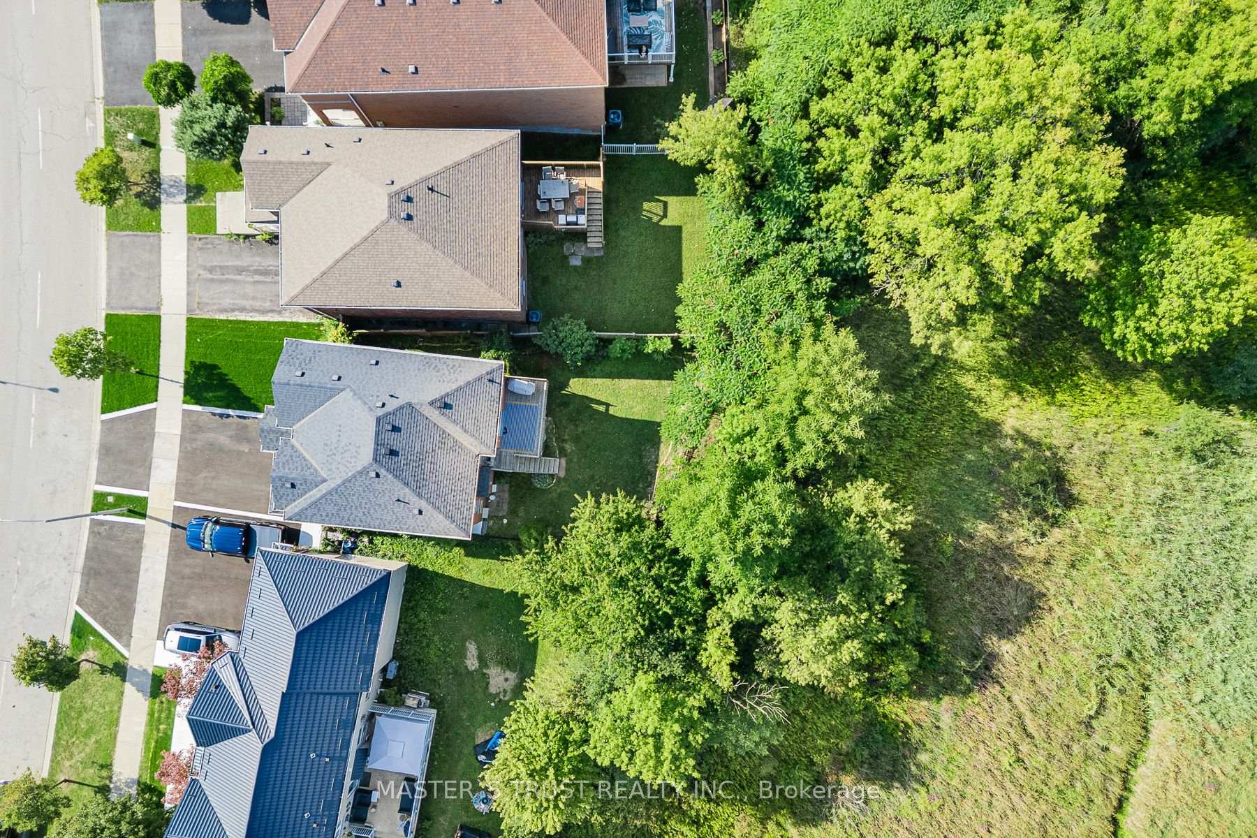 Photo 21 of 8572 Martin Grove Road, Vaughan, West Woodbridge — HOMEH