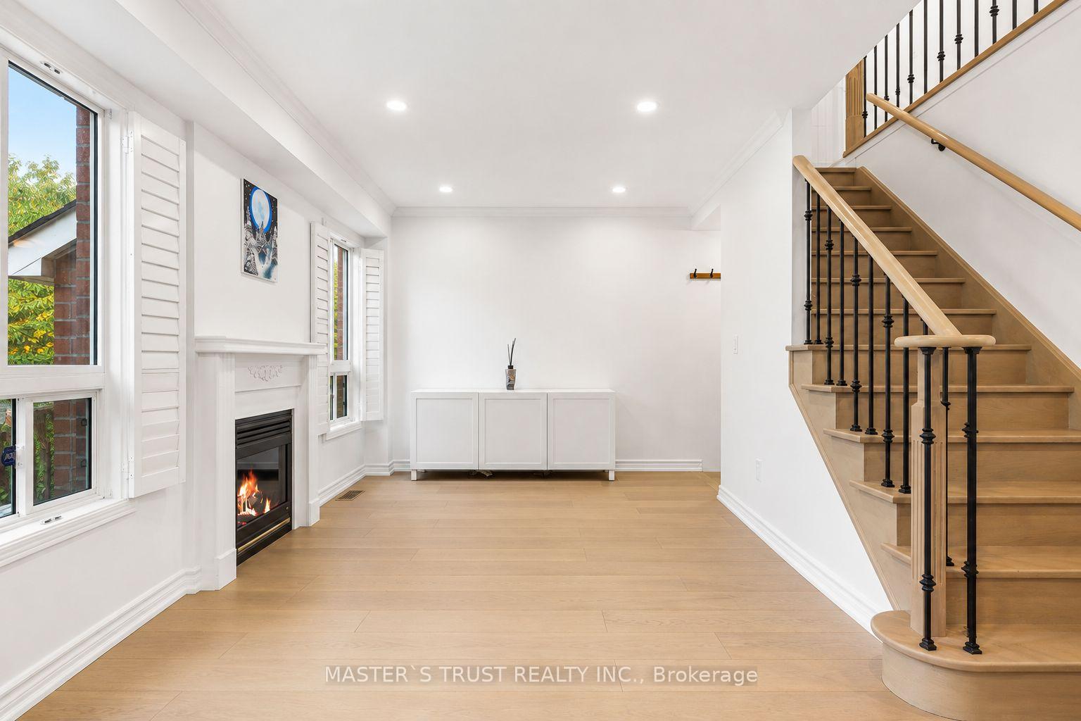 Photo 24 of 8572 Martin Grove Road, Vaughan, West Woodbridge — HOMEH