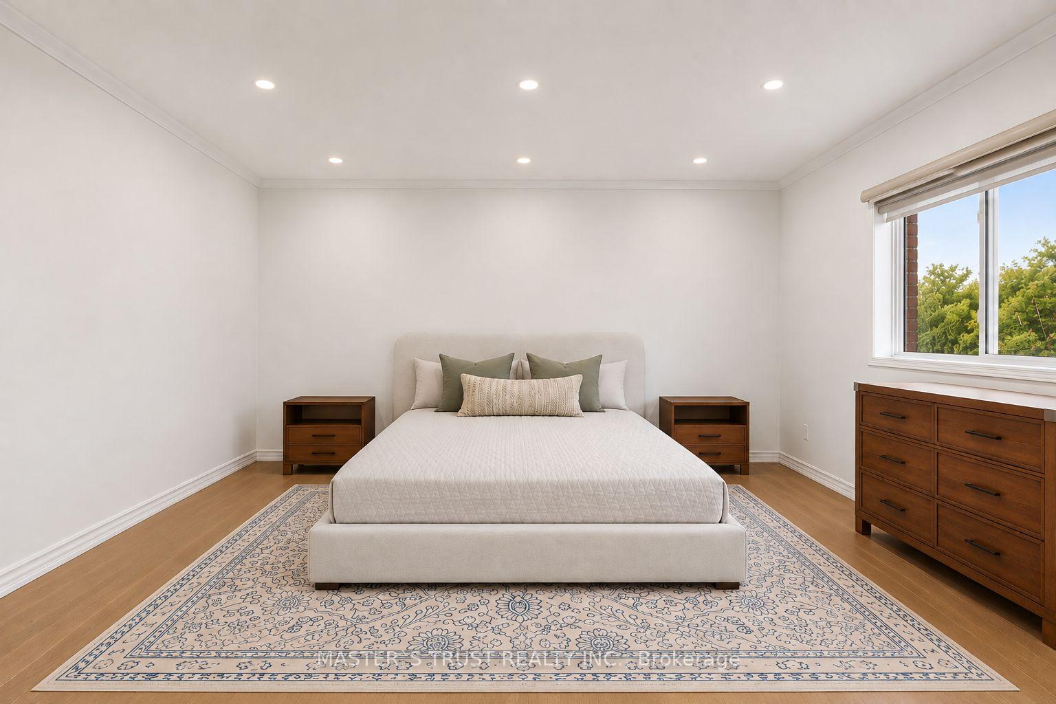 Photo 26 of 8572 Martin Grove Road, Vaughan, West Woodbridge — HOMEH