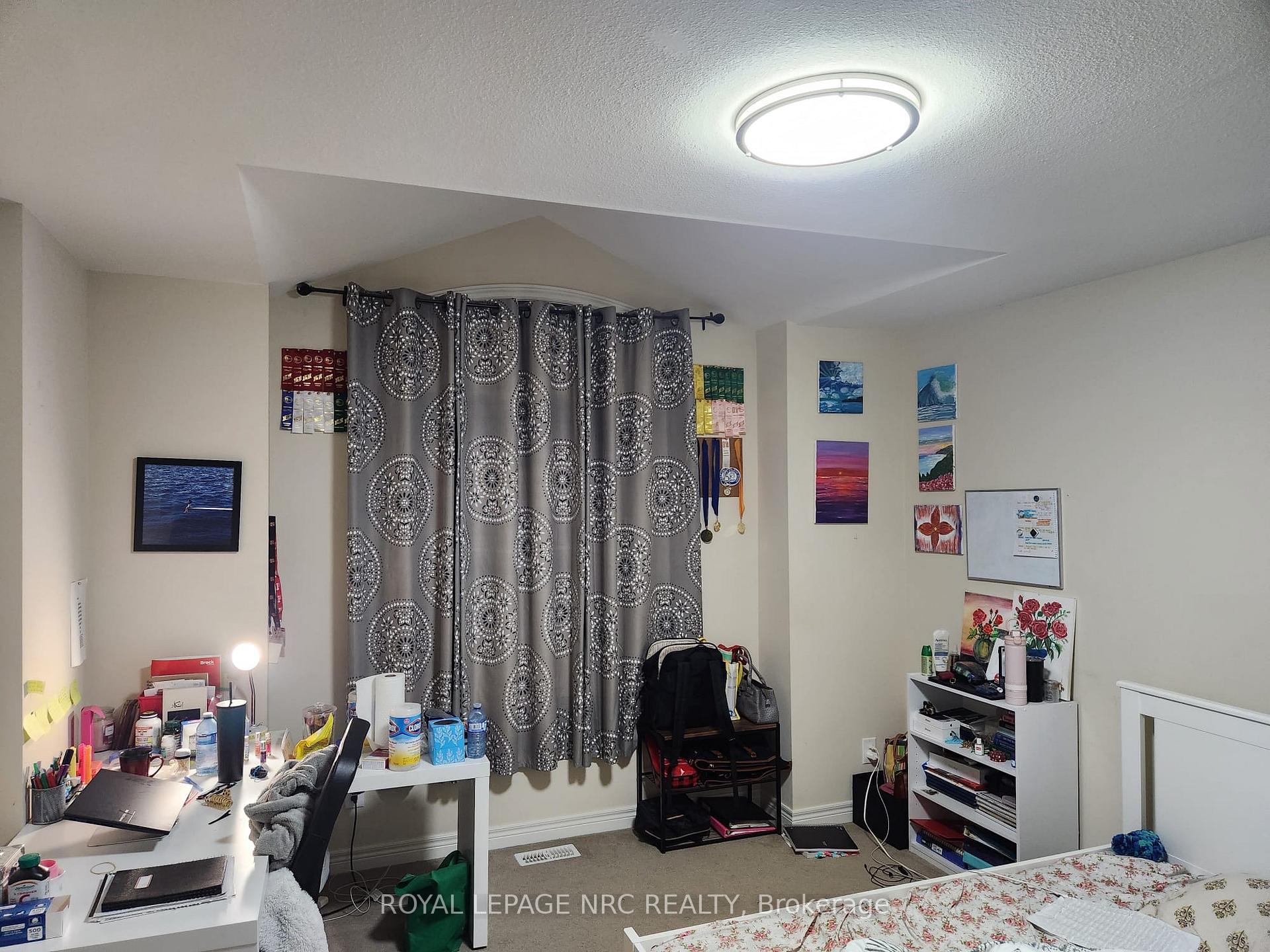 Photo 4 of 40 Elderberry Road, Thorold, Confederation Heights — HOMEH