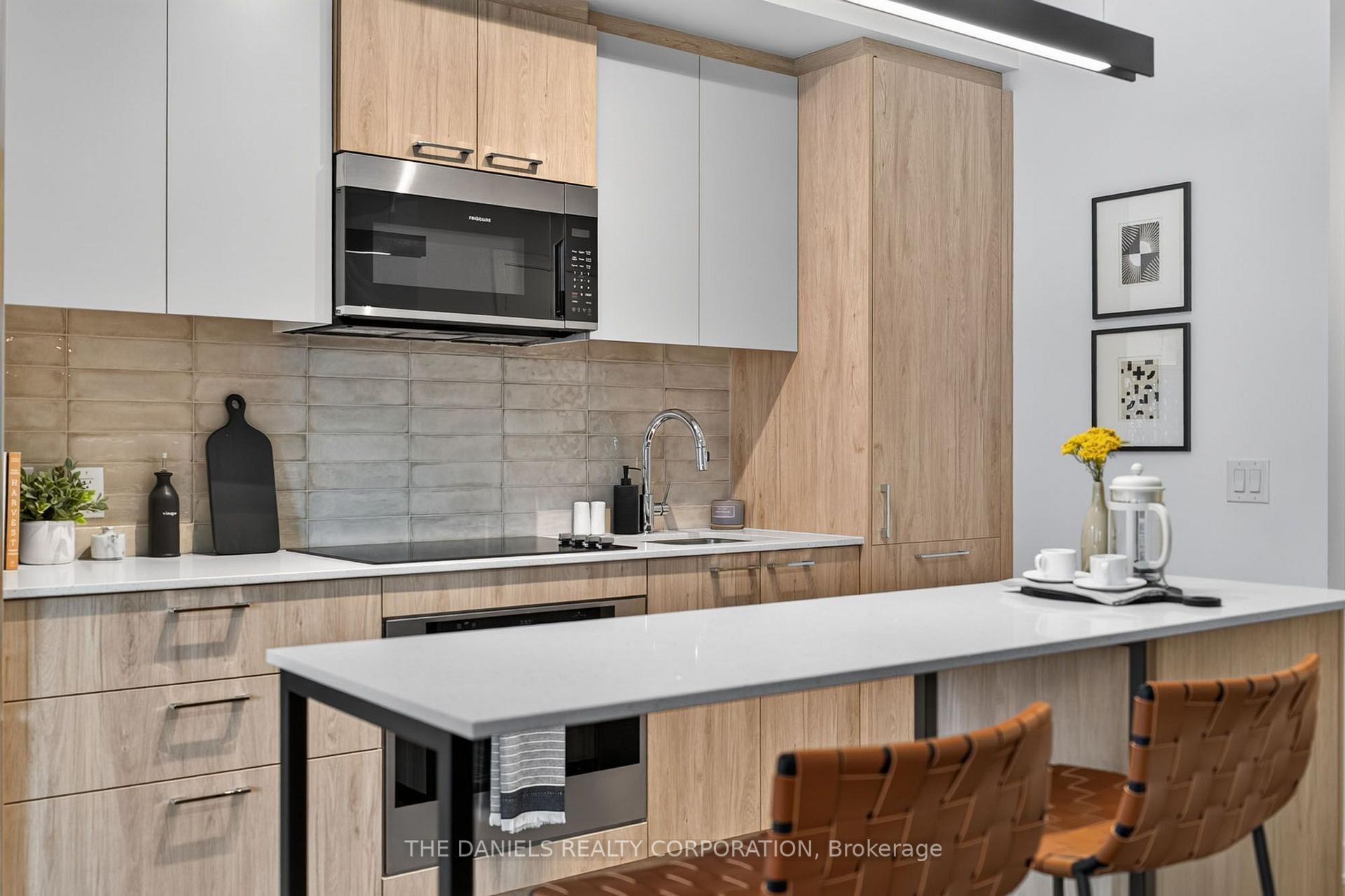 Photo 10 of Unit 106, 10 Oak Street, Toronto, Regent Park — HOMEH