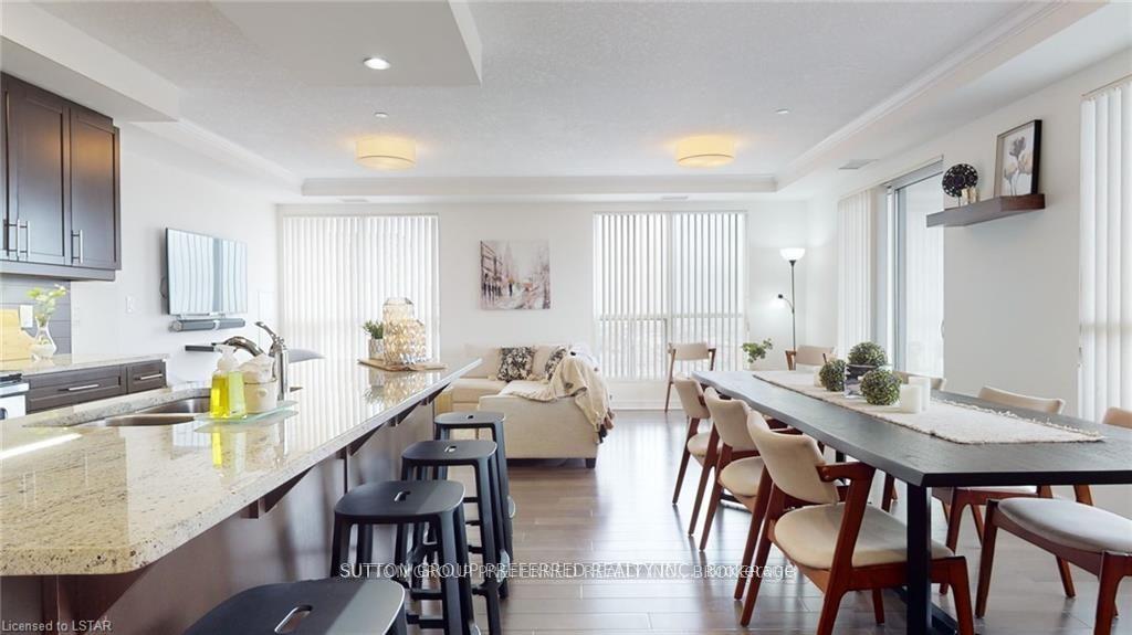 Photo of Unit 2304, 330 Ridout Street N