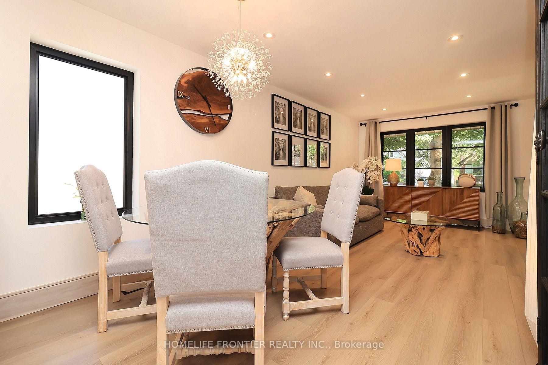 Photo 10 of 23 Whaley Drive, Etobicoke, Alderwood — HOMEH