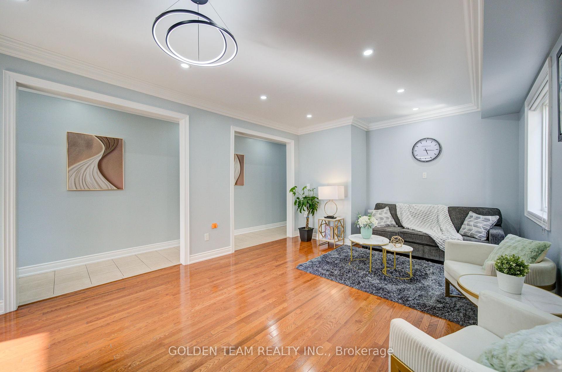 Photo 8 of 22 Lahore Crescent, Markham, Cedarwood — HOMEH