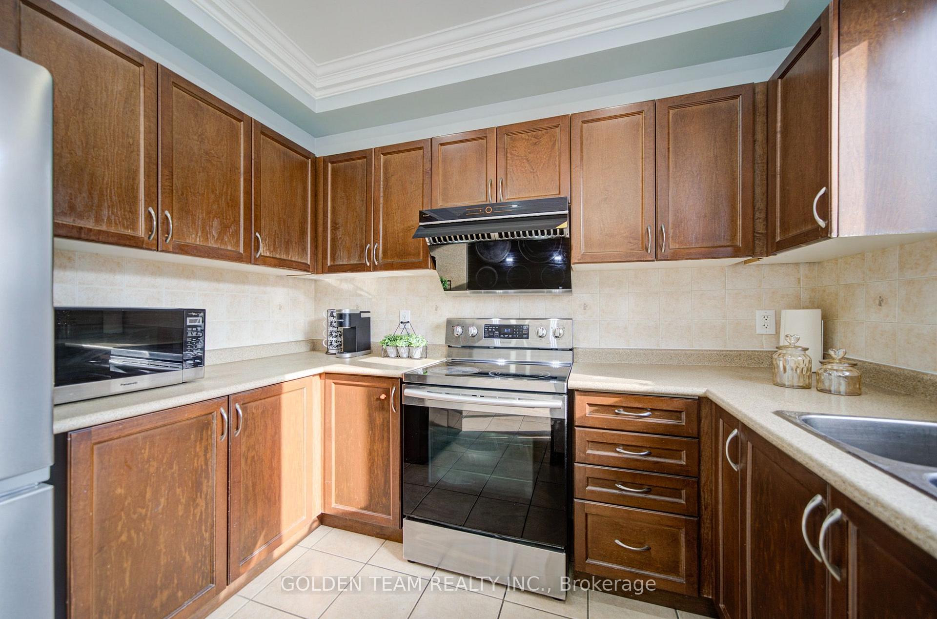 Photo 12 of 22 Lahore Crescent, Markham, Cedarwood — HOMEH