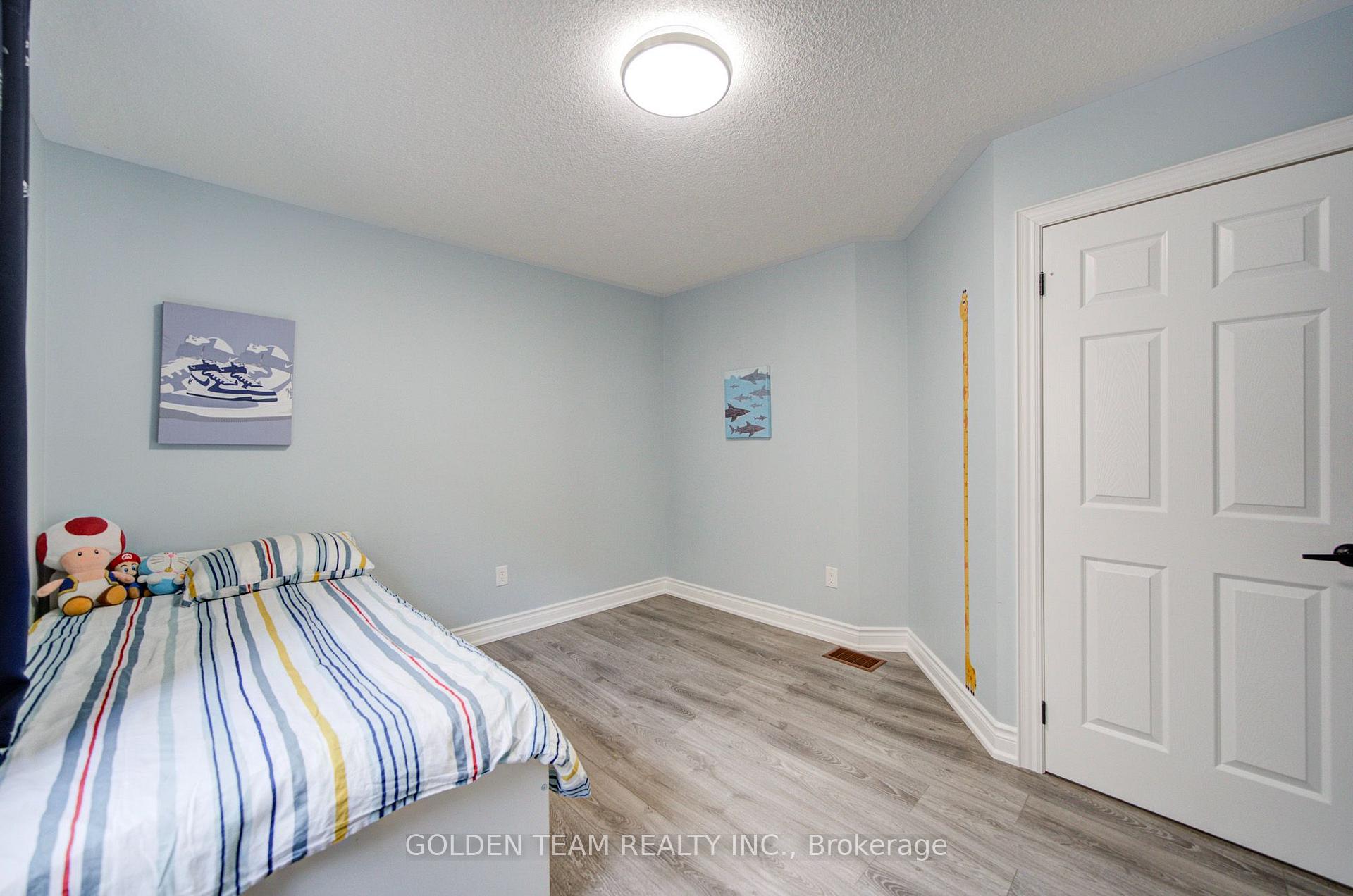 Photo 20 of 22 Lahore Crescent, Markham, Cedarwood — HOMEH