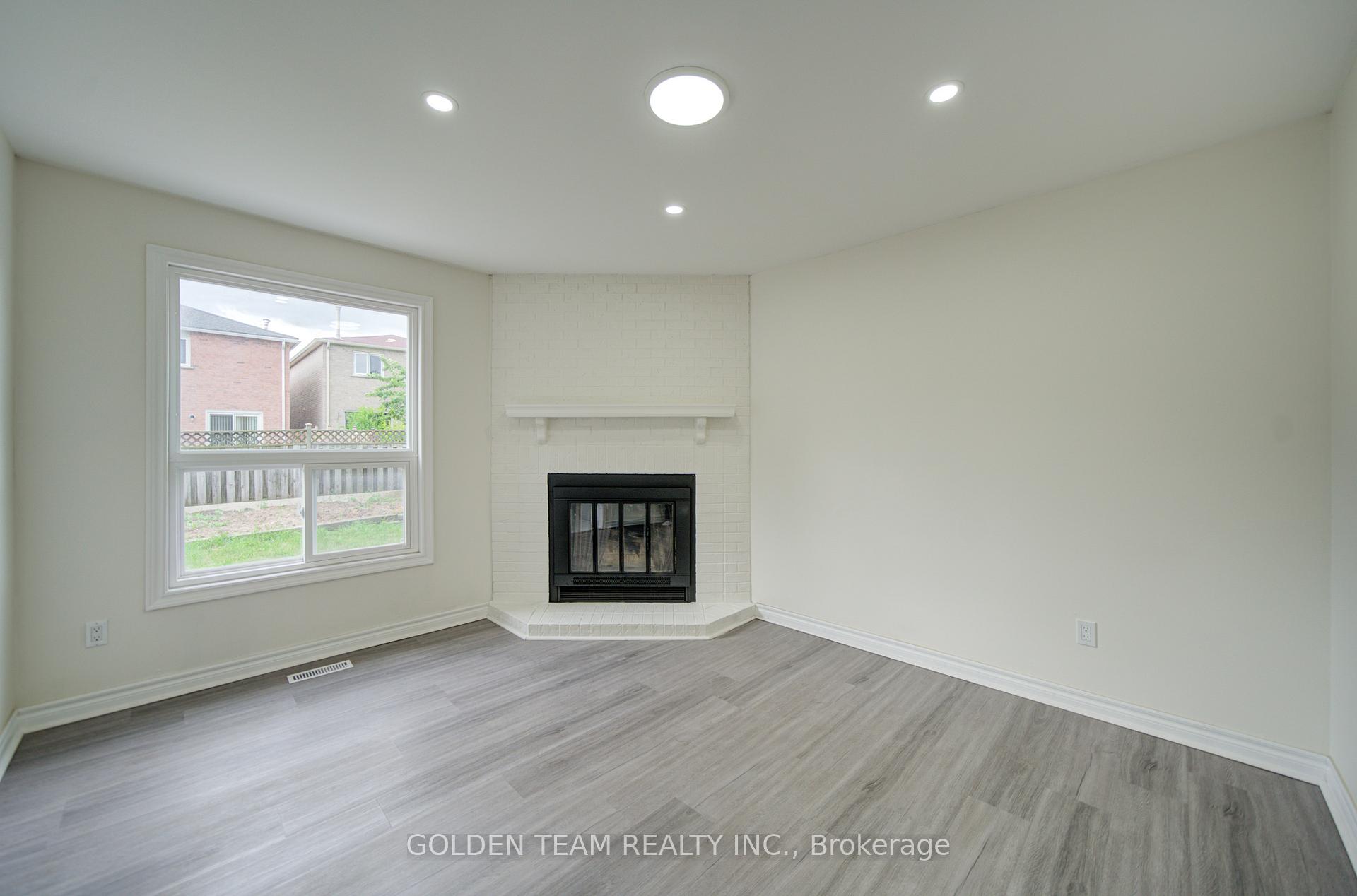 Photo 15 of 77 Miles Farm Road, Markham, Middlefield — HOMEH