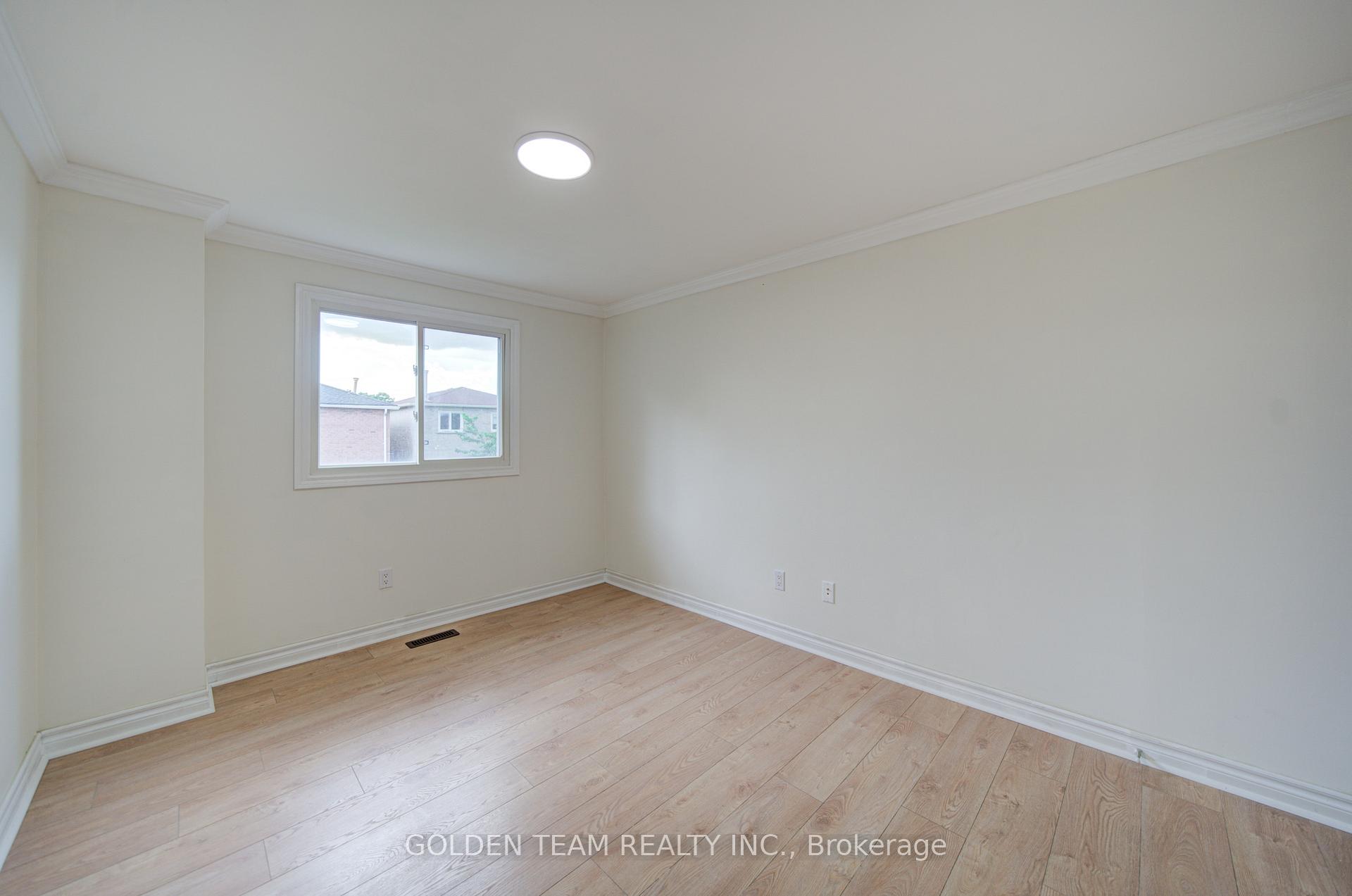 Photo 20 of 77 Miles Farm Road, Markham, Middlefield — HOMEH