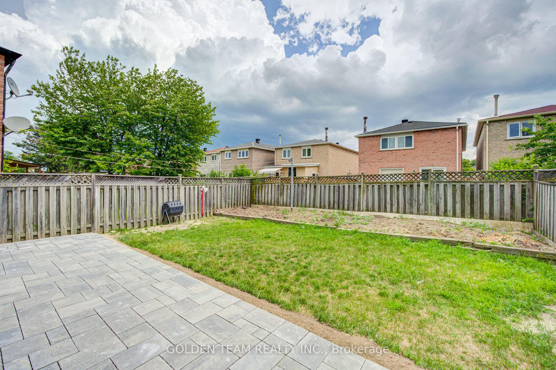 Photo 39 of 77 Miles Farm Road, Markham, Middlefield — HOMEH