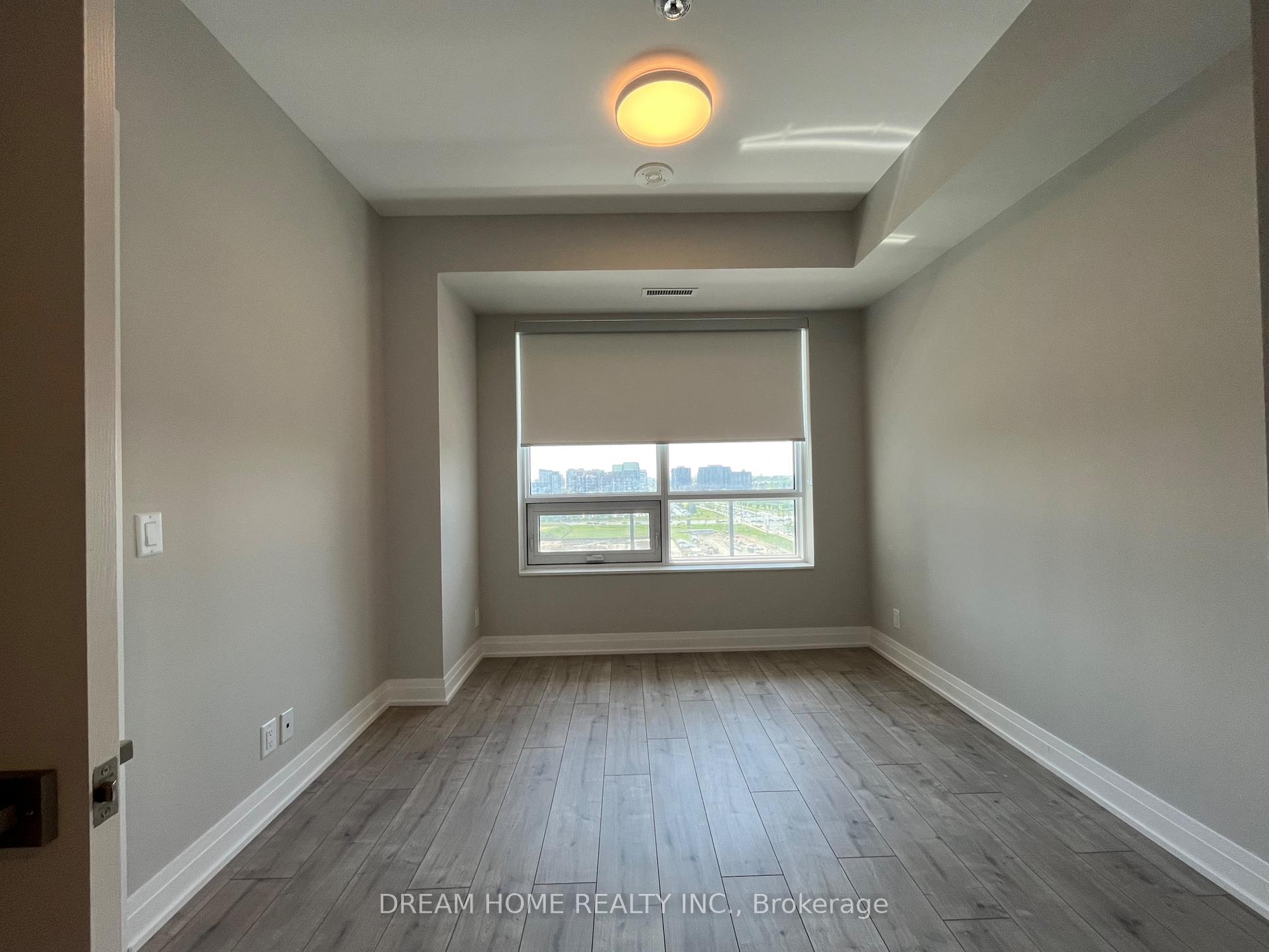 Photo 4 of Unit 1506, 18 Water Walk Drive, Markham, Unionville — HOMEH