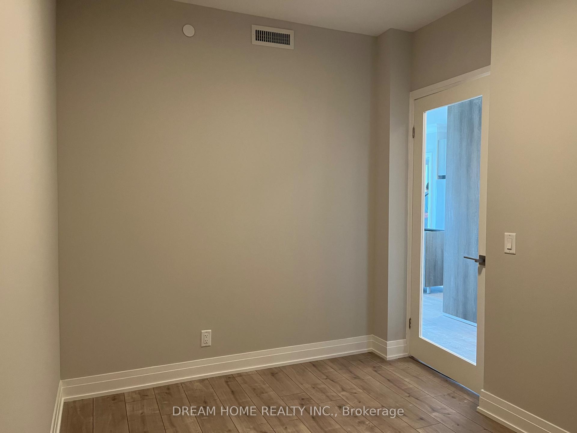 Photo 12 of Unit 1506, 18 Water Walk Drive, Markham, Unionville — HOMEH