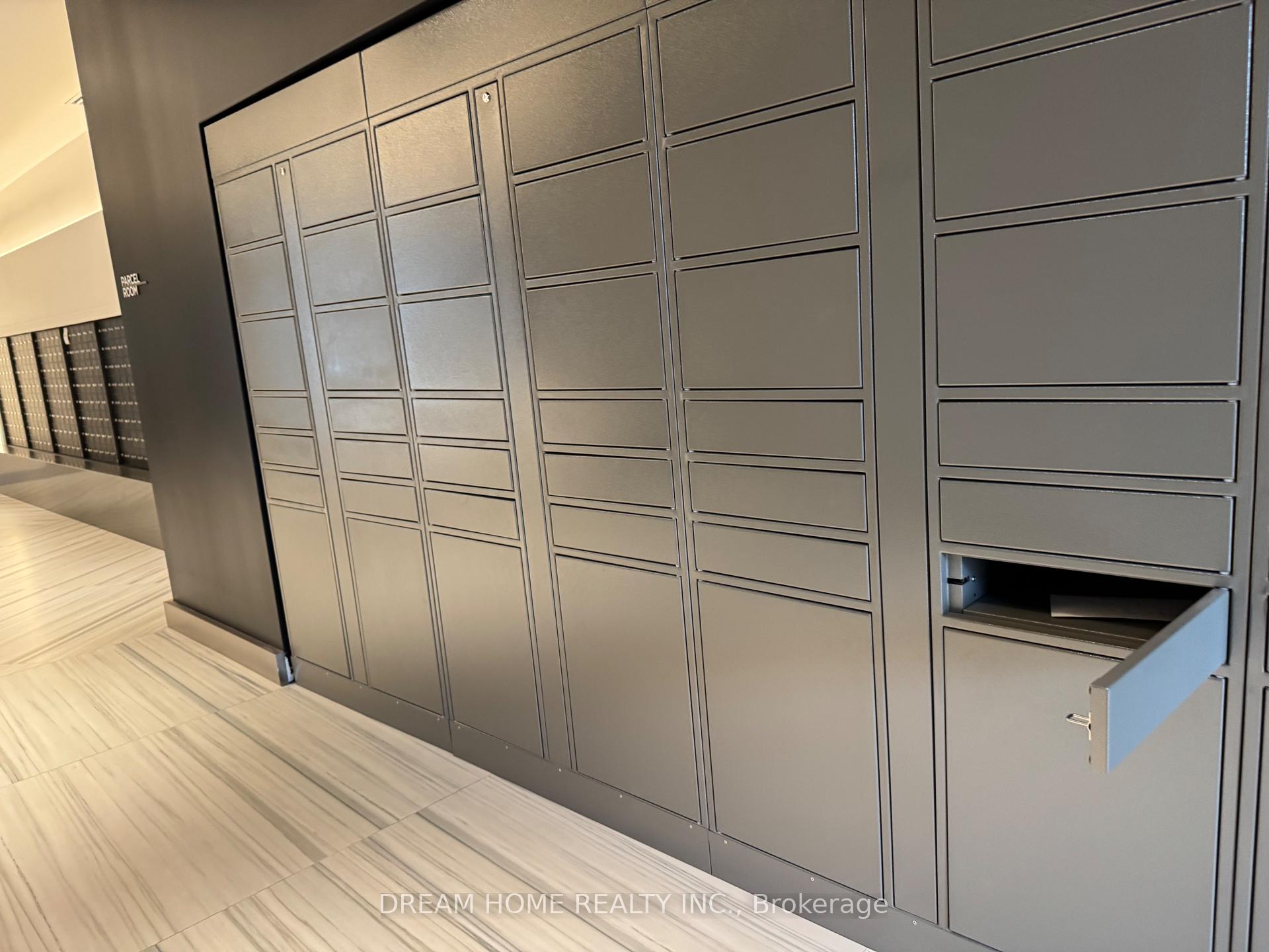 Photo 17 of Unit 1506, 18 Water Walk Drive, Markham, Unionville — HOMEH