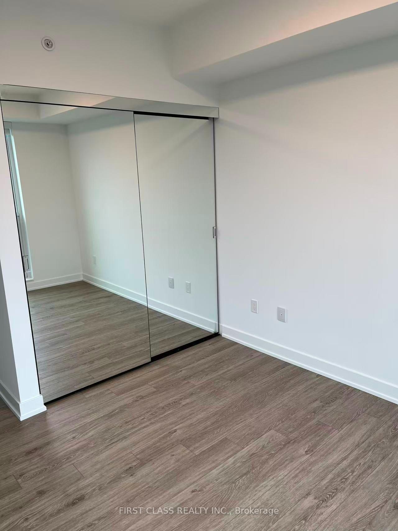 Photo 8 of Unit 3407, 609 Sherbourne Street, Toronto, North St. James Town — HOMEH