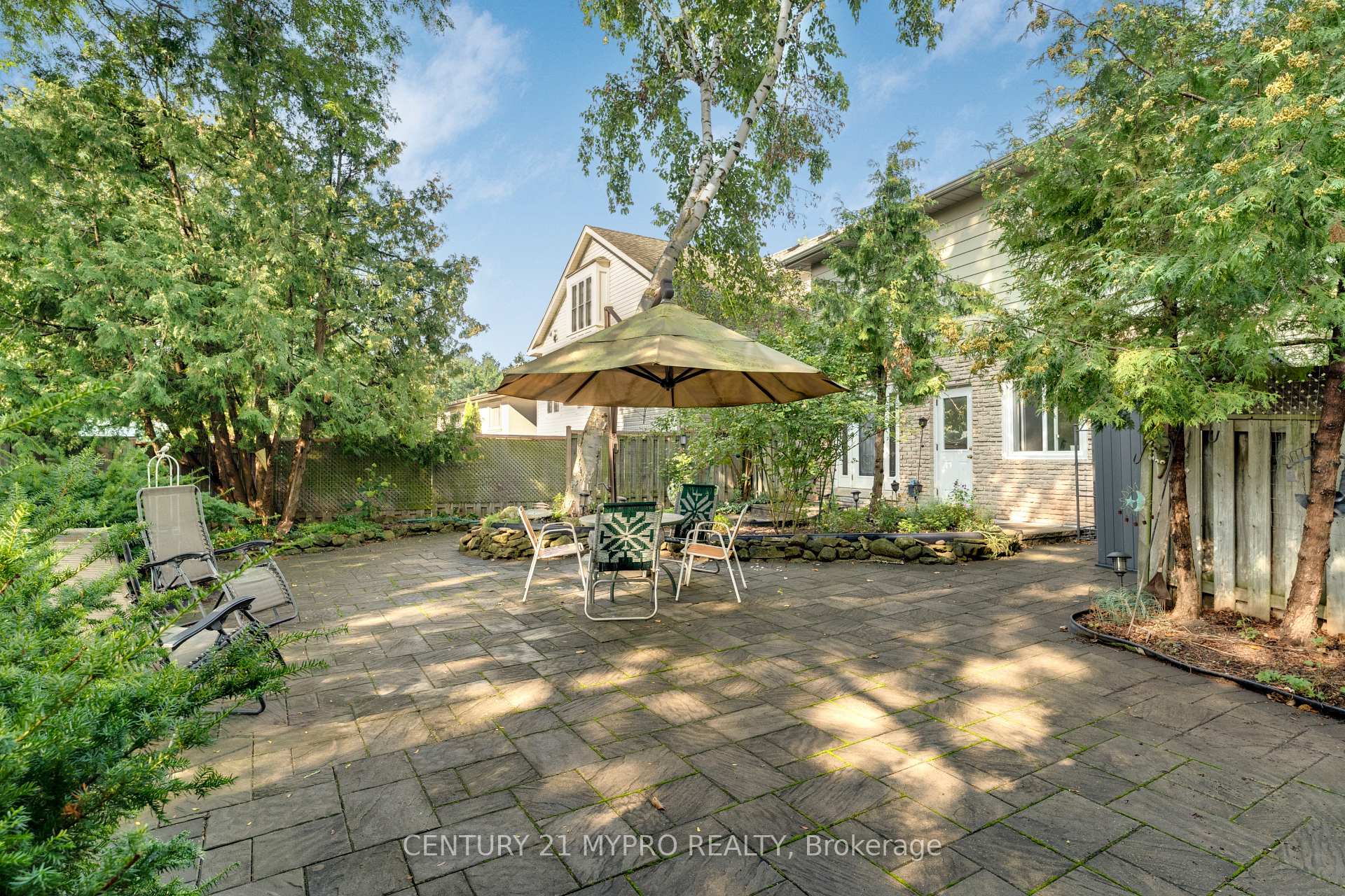 Photo 36 of 1242 Richards Crescent, Oakville, College Park — HOMEH