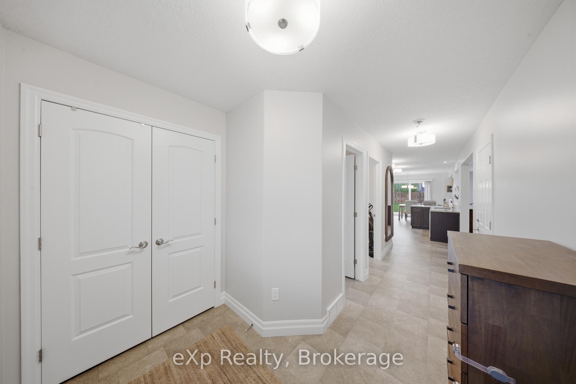 Photo 4 of 300 Hutton Street E, North Perth, Listowel — HOMEH