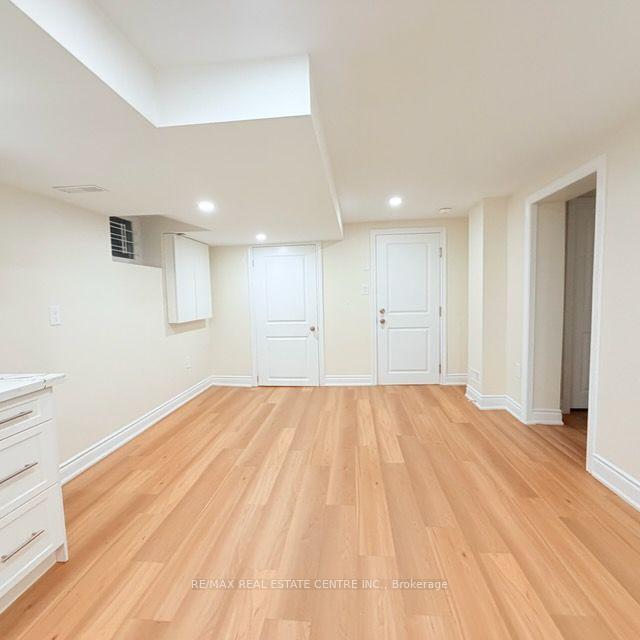 Photo 3 of Unit Basement, 18 Ridgehill Drive, Brampton, Brampton South — HOMEH