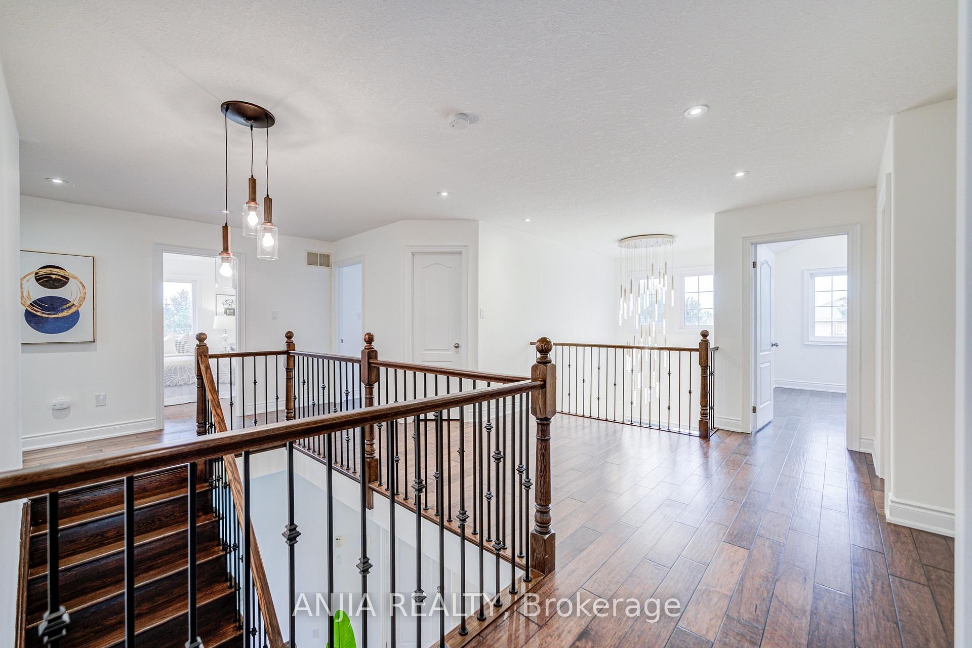 Photo 30 of 1087 Nantyr Drive, Innisfil, Alcona — HOMEH