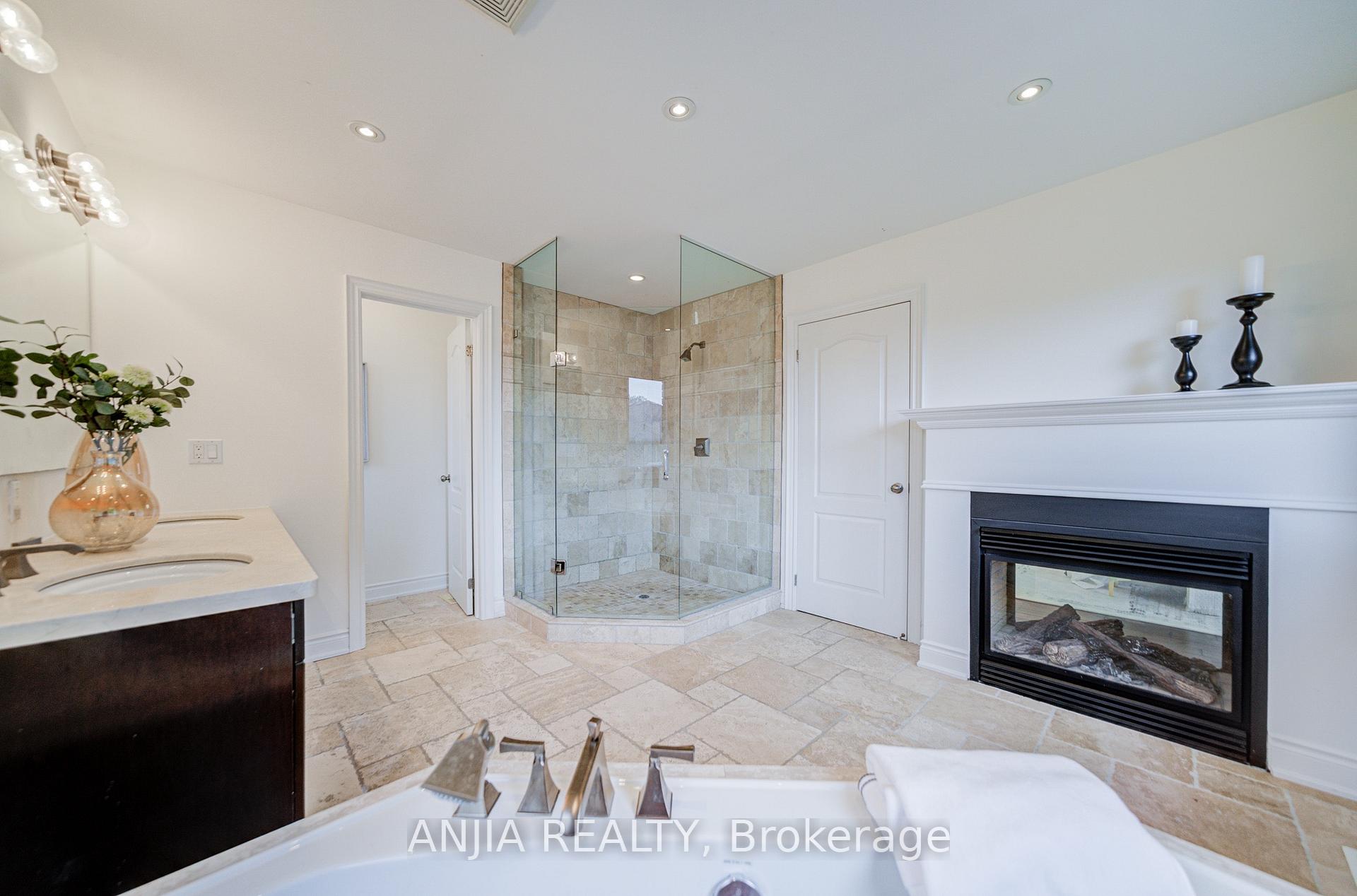 Photo 38 of 1087 Nantyr Drive, Innisfil, Alcona — HOMEH