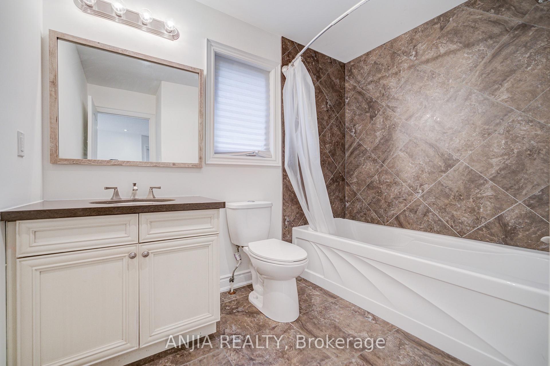 Photo 41 of 1087 Nantyr Drive, Innisfil, Alcona — HOMEH