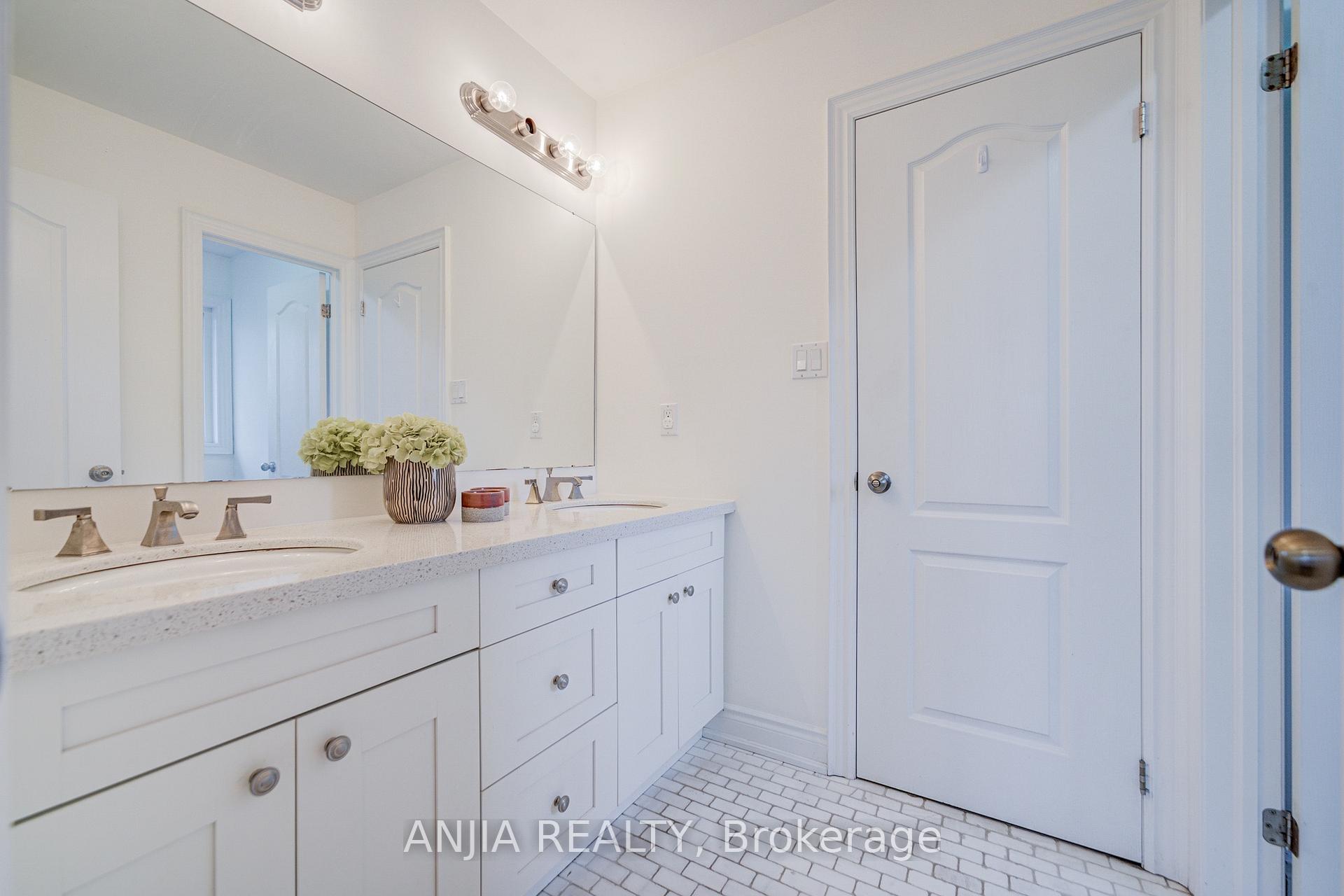 Photo 44 of 1087 Nantyr Drive, Innisfil, Alcona — HOMEH