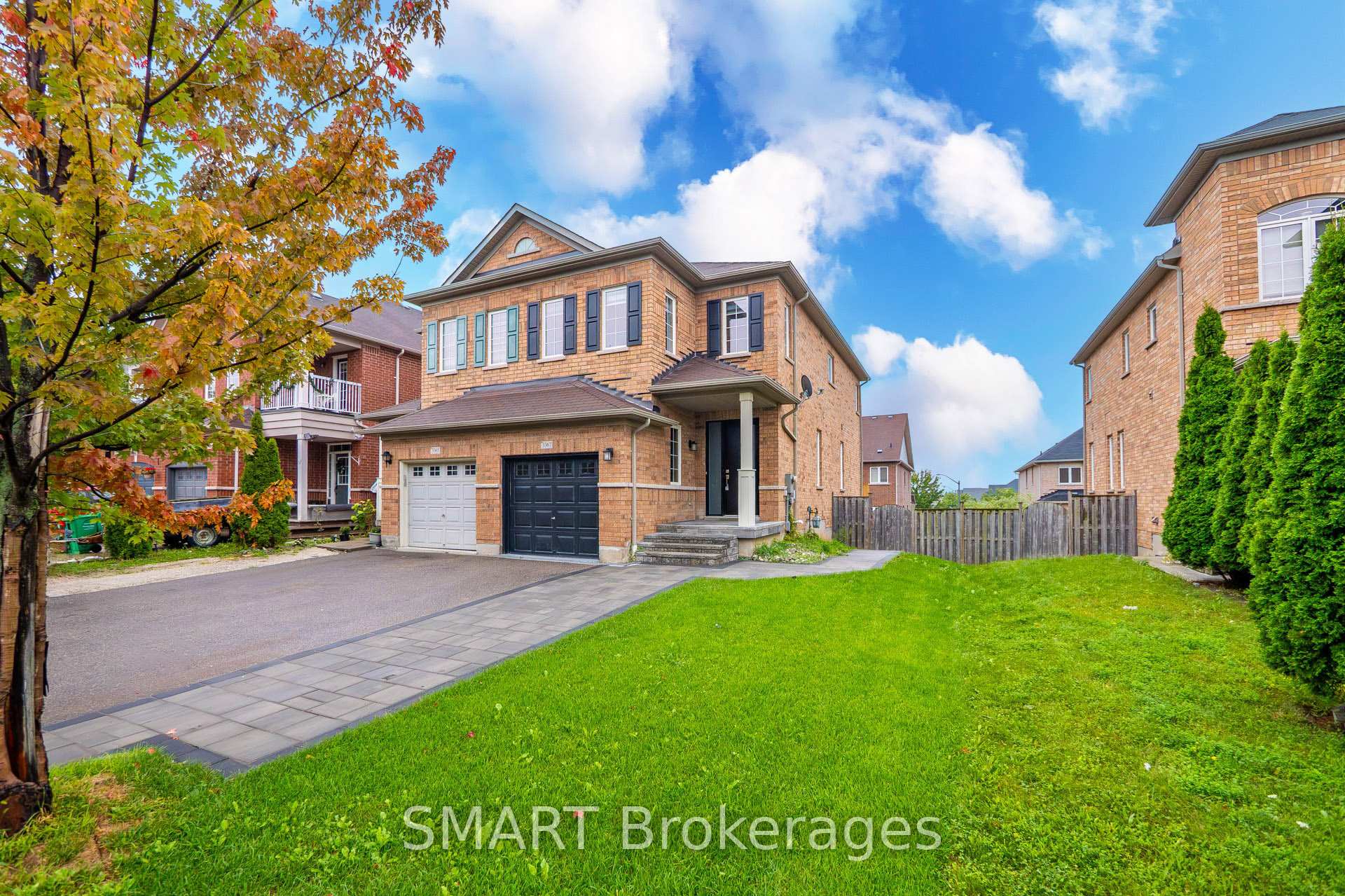 Photo 3 of 3367 Stoney Crescent, Mississauga, Churchill Meadows — HOMEH