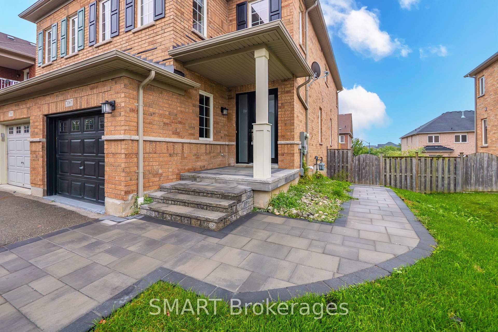 Photo 4 of 3367 Stoney Crescent, Mississauga, Churchill Meadows — HOMEH