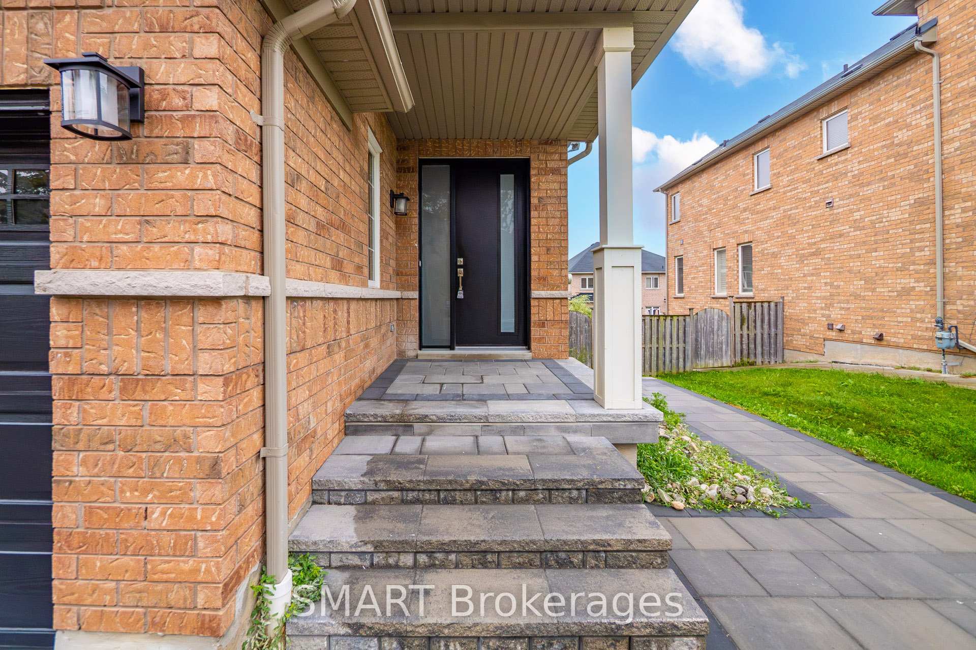 Photo 5 of 3367 Stoney Crescent, Mississauga, Churchill Meadows — HOMEH