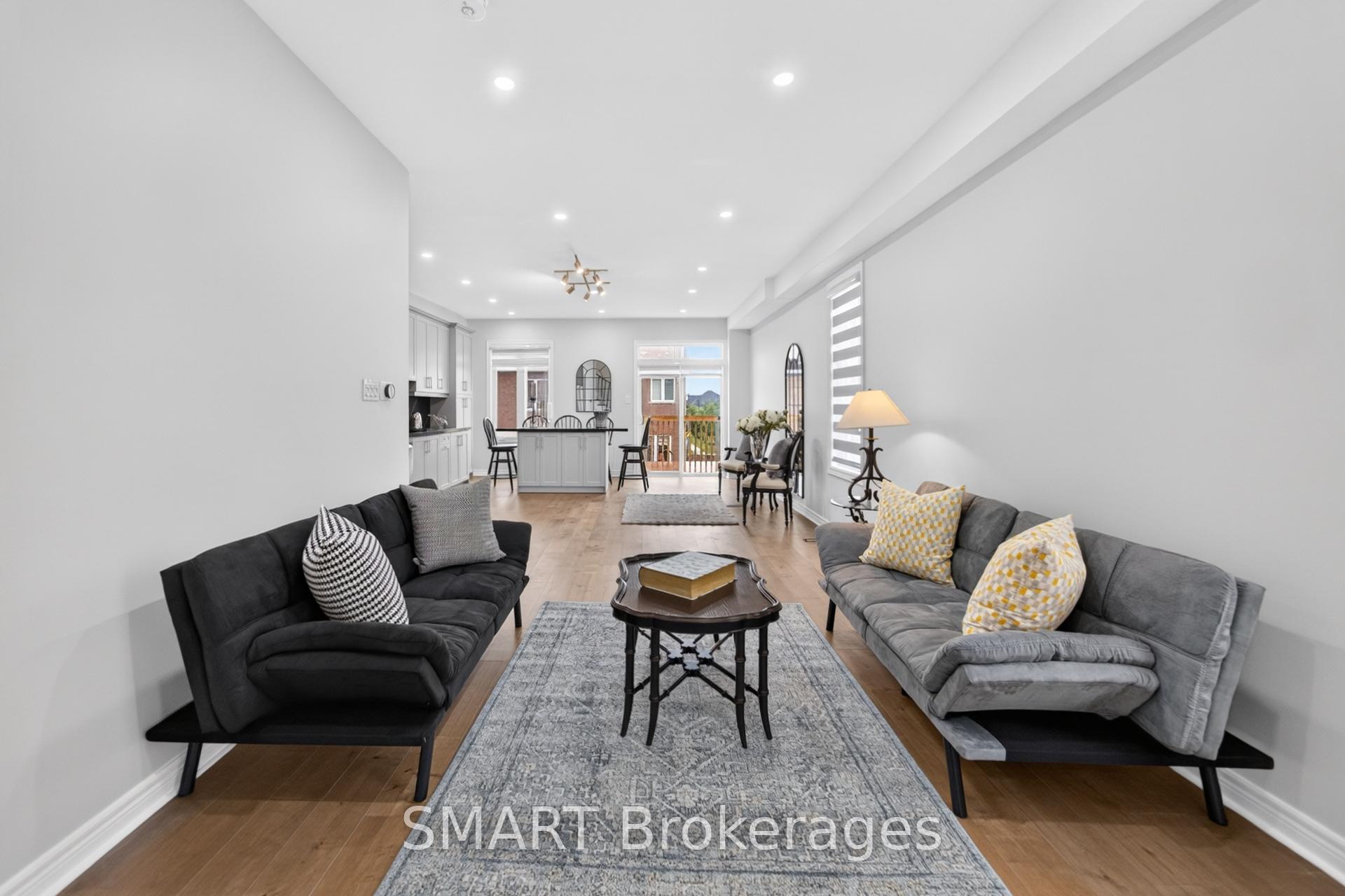 Photo 8 of 3367 Stoney Crescent, Mississauga, Churchill Meadows — HOMEH