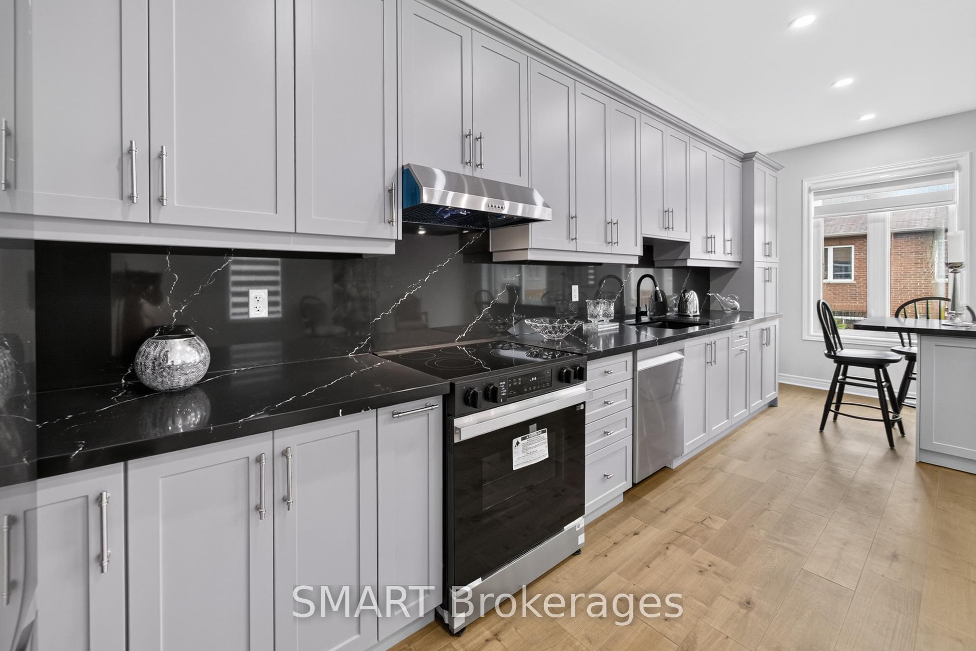 Photo 13 of 3367 Stoney Crescent, Mississauga, Churchill Meadows — HOMEH