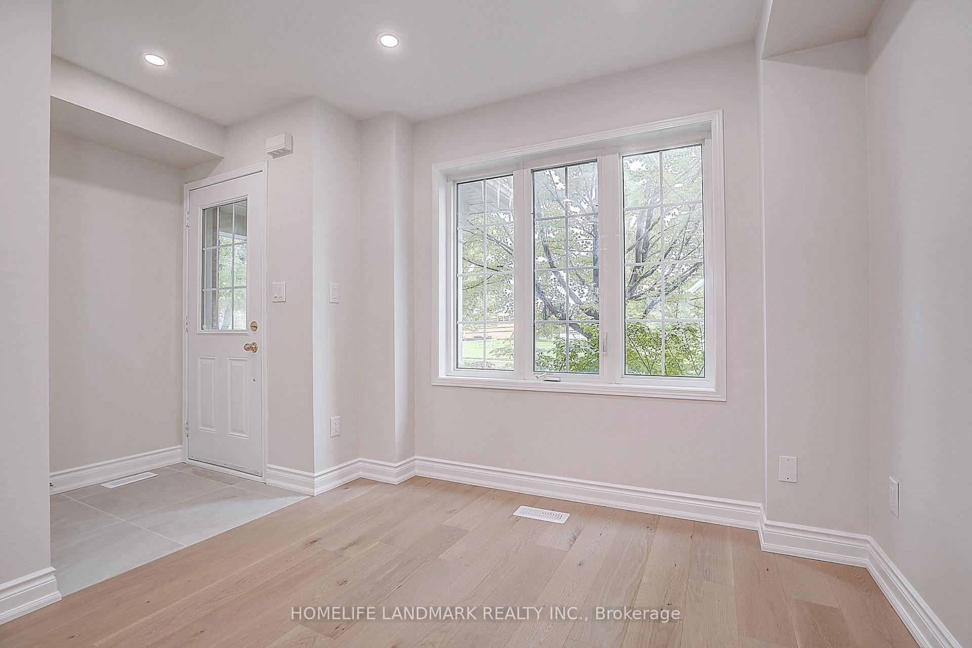 Photo 5 of 403 White's Hill Avenue, Markham, Cornell — HOMEH
