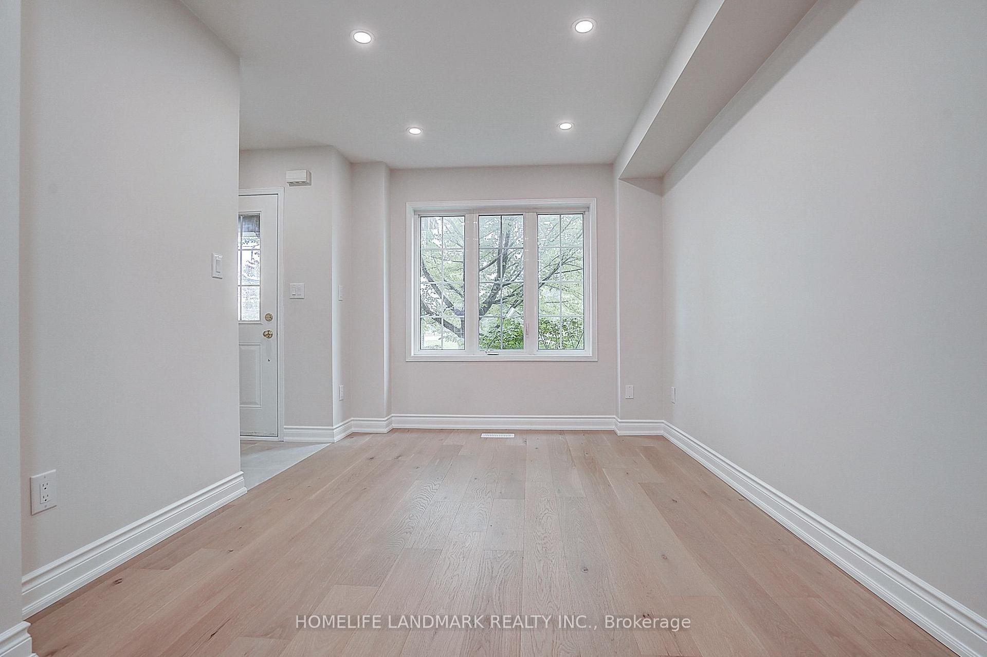 Photo 6 of 403 White's Hill Avenue, Markham, Cornell — HOMEH