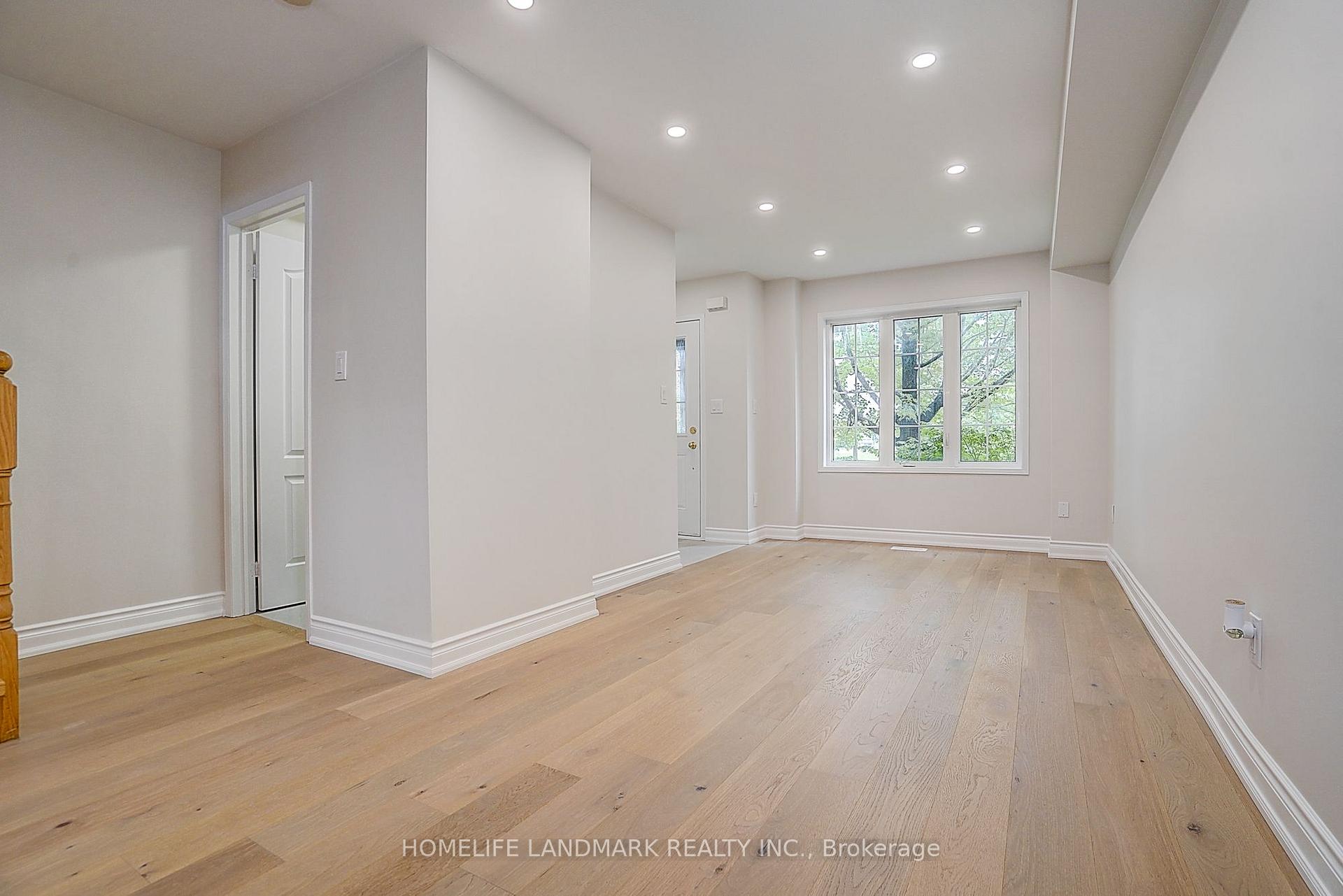 Photo 8 of 403 White's Hill Avenue, Markham, Cornell — HOMEH