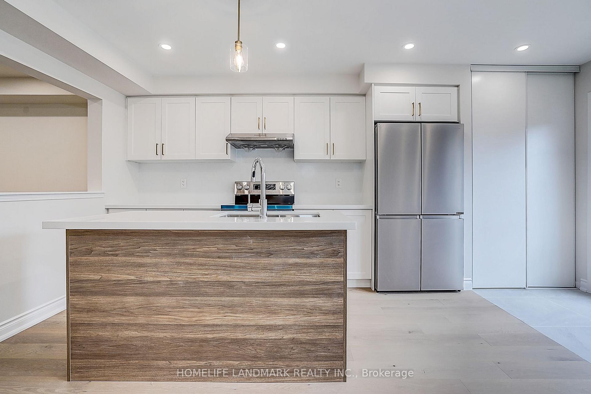 Photo 14 of 403 White's Hill Avenue, Markham, Cornell — HOMEH