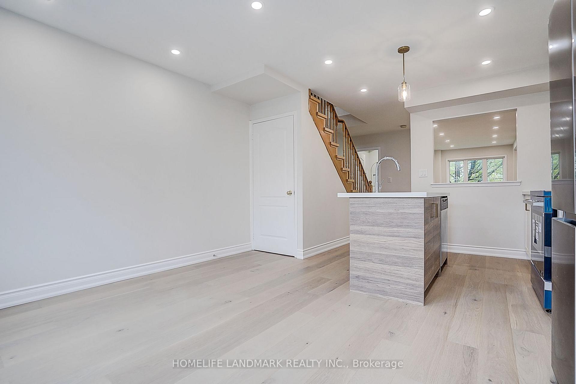 Photo 24 of 403 White's Hill Avenue, Markham, Cornell — HOMEH