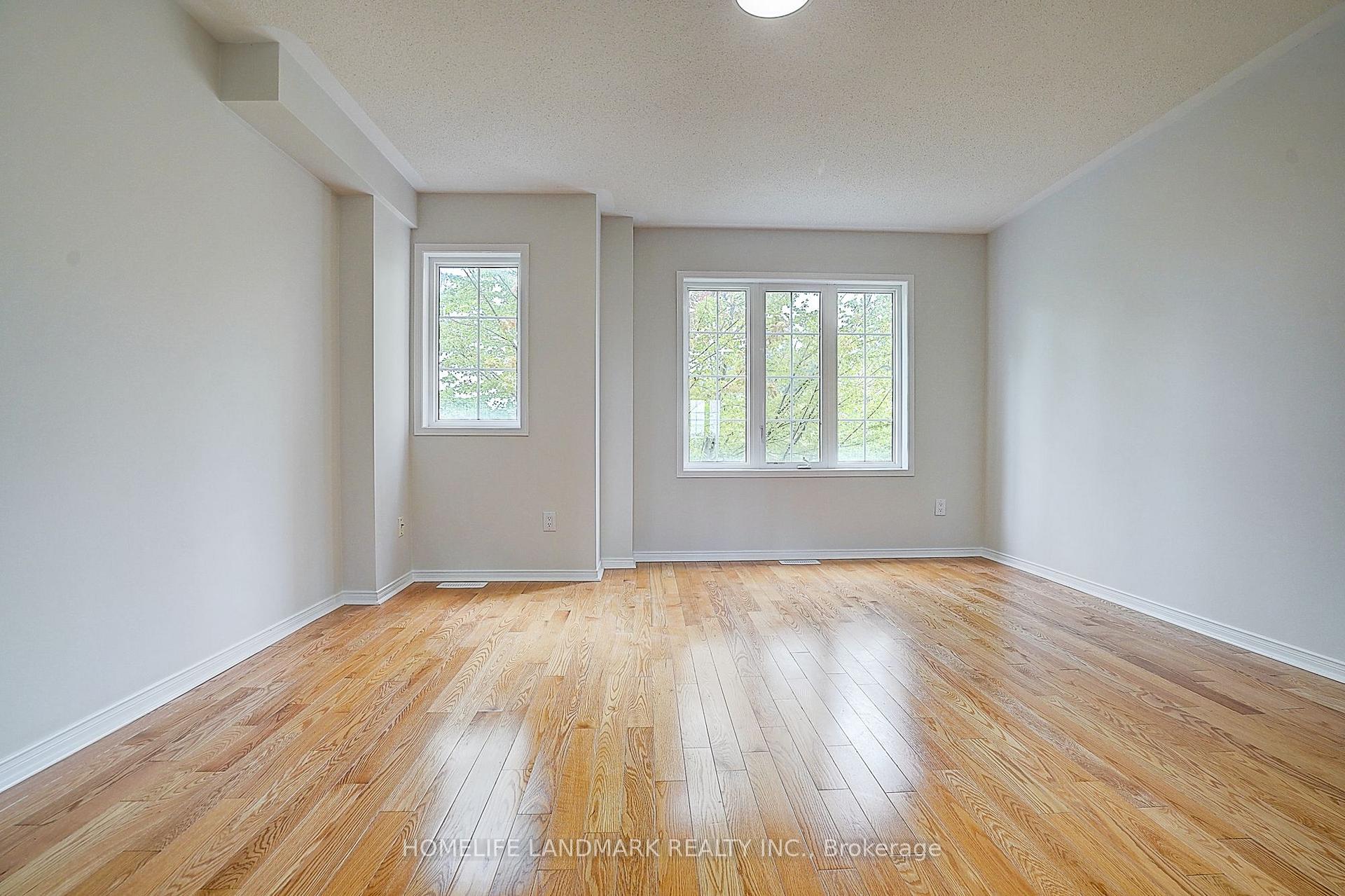 Photo 29 of 403 White's Hill Avenue, Markham, Cornell — HOMEH