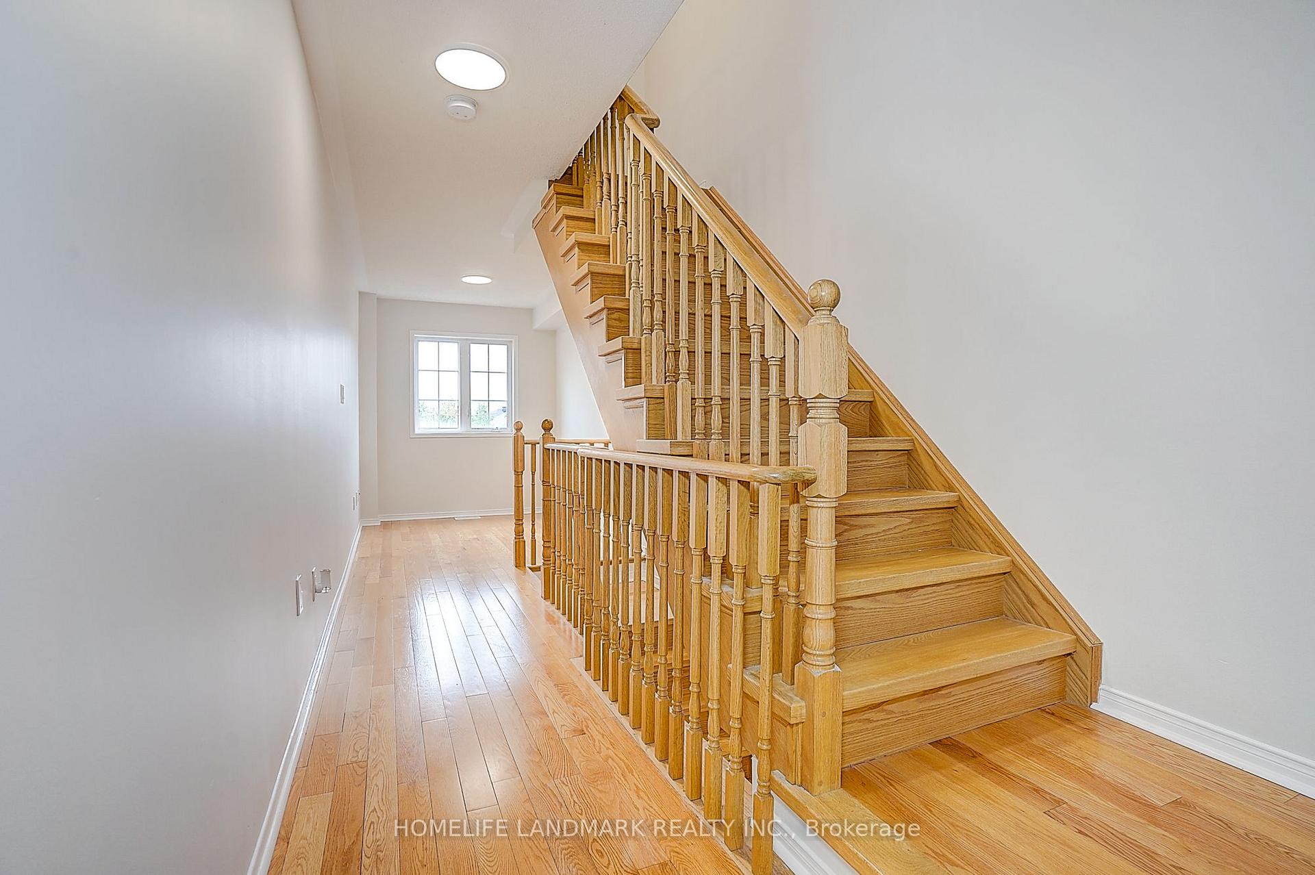 Photo 36 of 403 White's Hill Avenue, Markham, Cornell — HOMEH