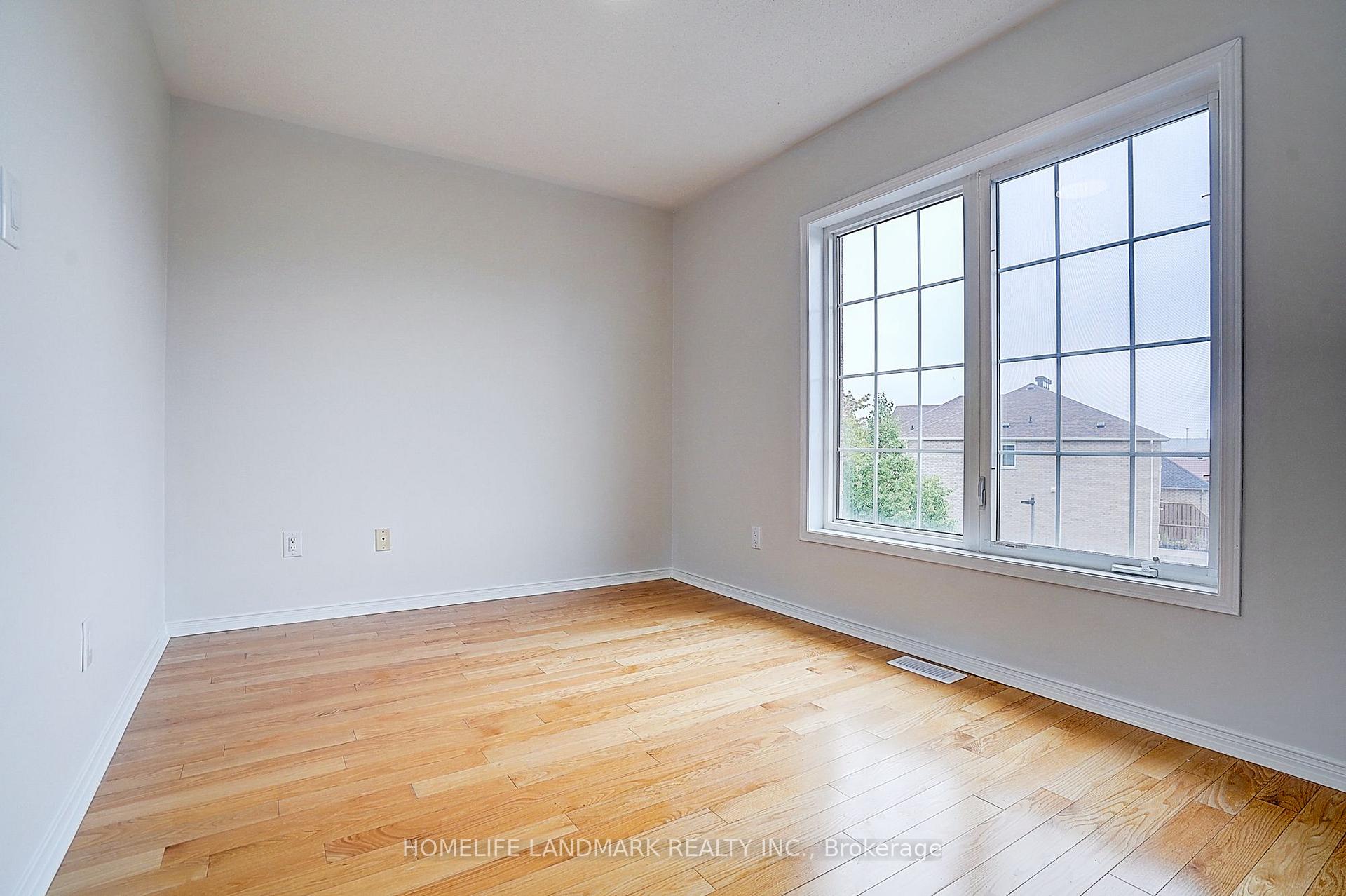 Photo 45 of 403 White's Hill Avenue, Markham, Cornell — HOMEH