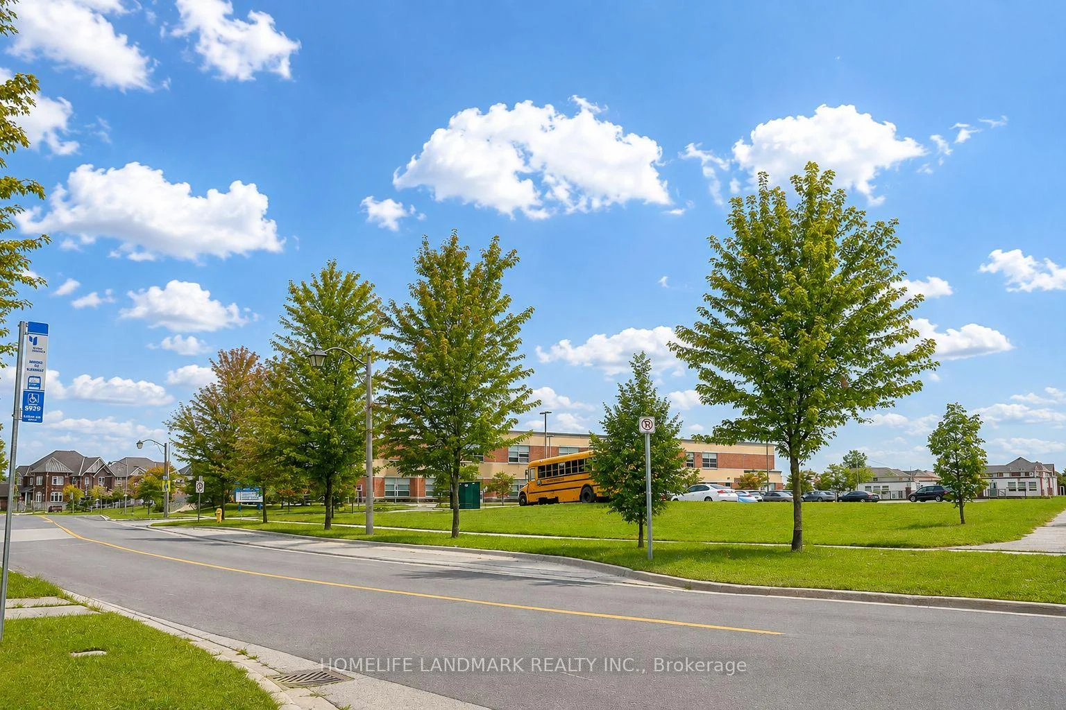 Photo 54 of 403 White's Hill Avenue, Markham, Cornell — HOMEH