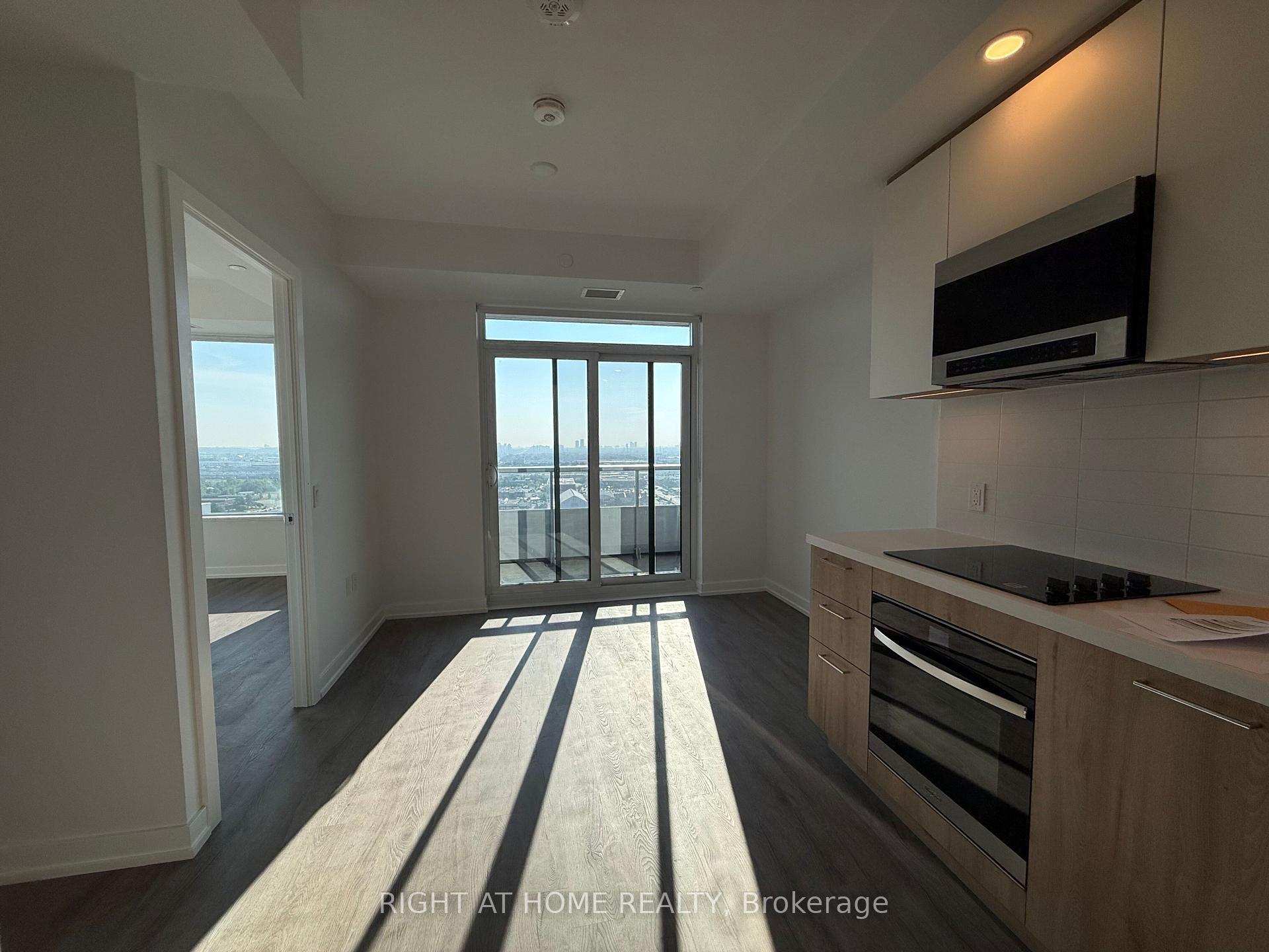 Photo 2 of Unit 1609, 21 Meadowdale Road, Vaughan, Concord — HOMEH