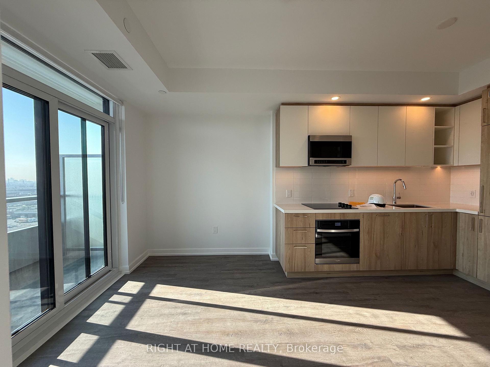 Photo 7 of Unit 1609, 21 Meadowdale Road, Vaughan, Concord — HOMEH