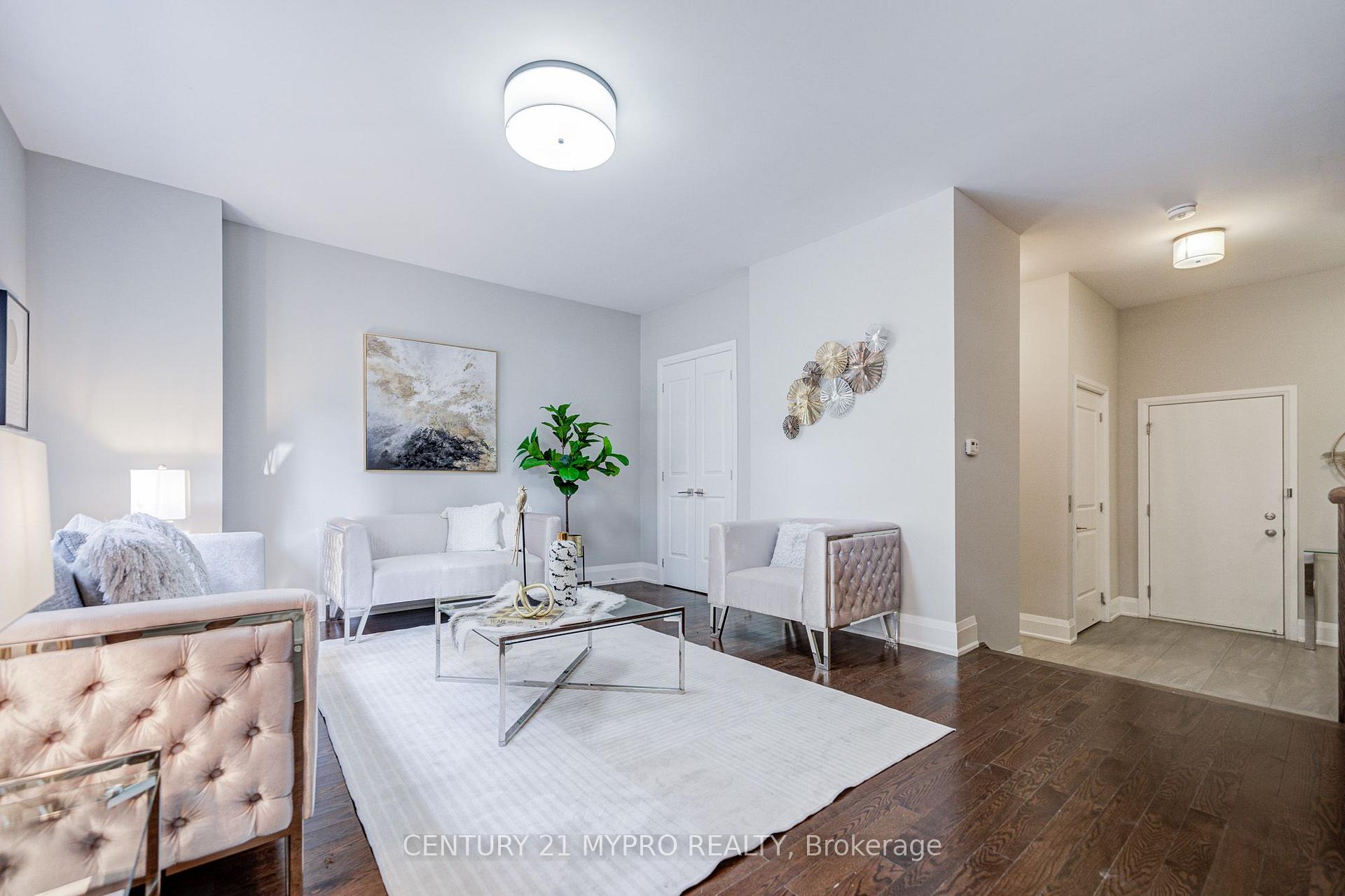 Photo 3 of Unit TH3, 392 Highway 7 Road E, Richmond Hill, Doncrest — HOMEH