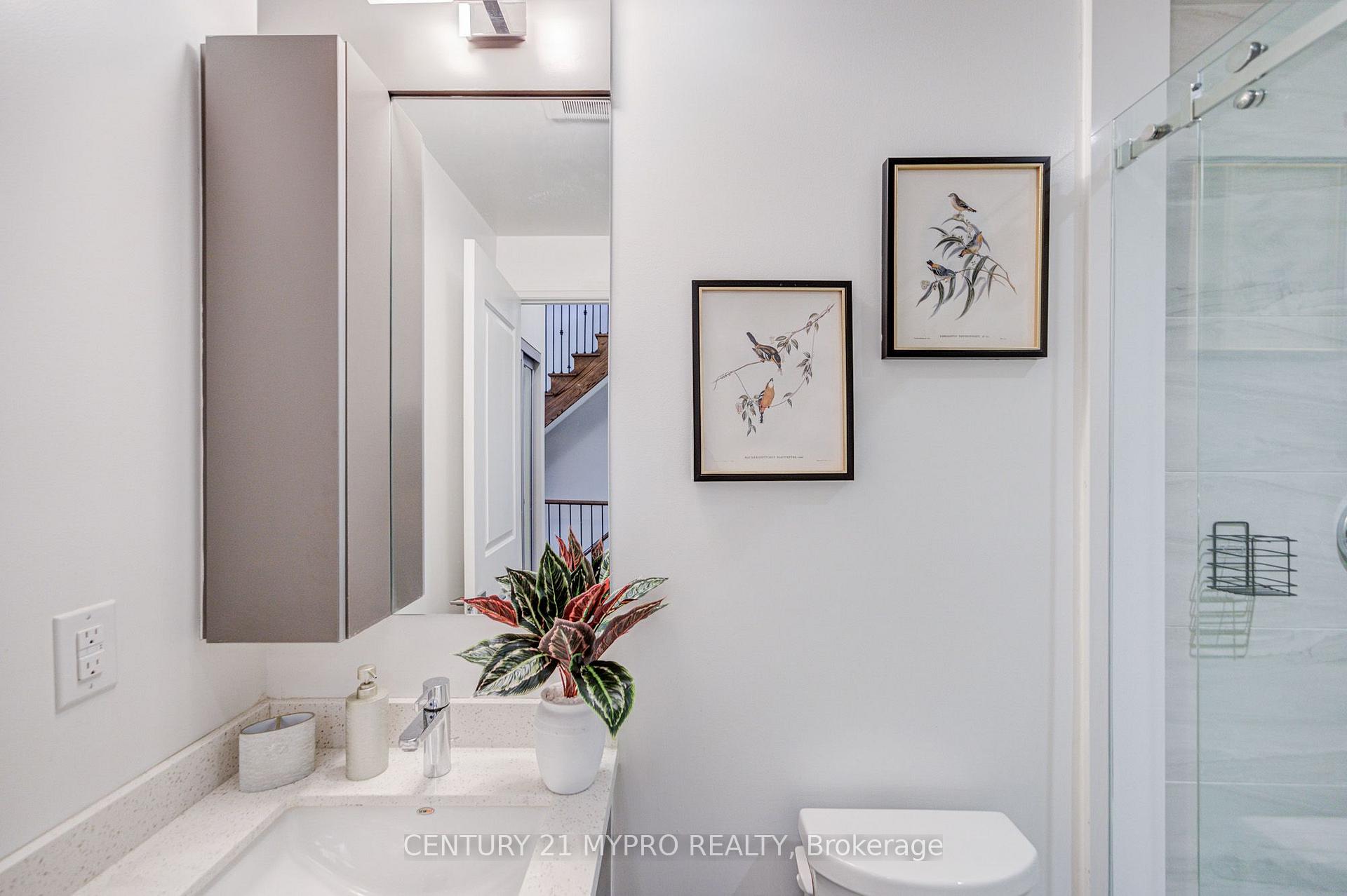 Photo 11 of Unit TH3, 392 Highway 7 Road E, Richmond Hill, Doncrest — HOMEH